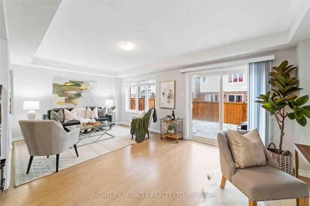 21 Donlamont Circ, Brampton 5