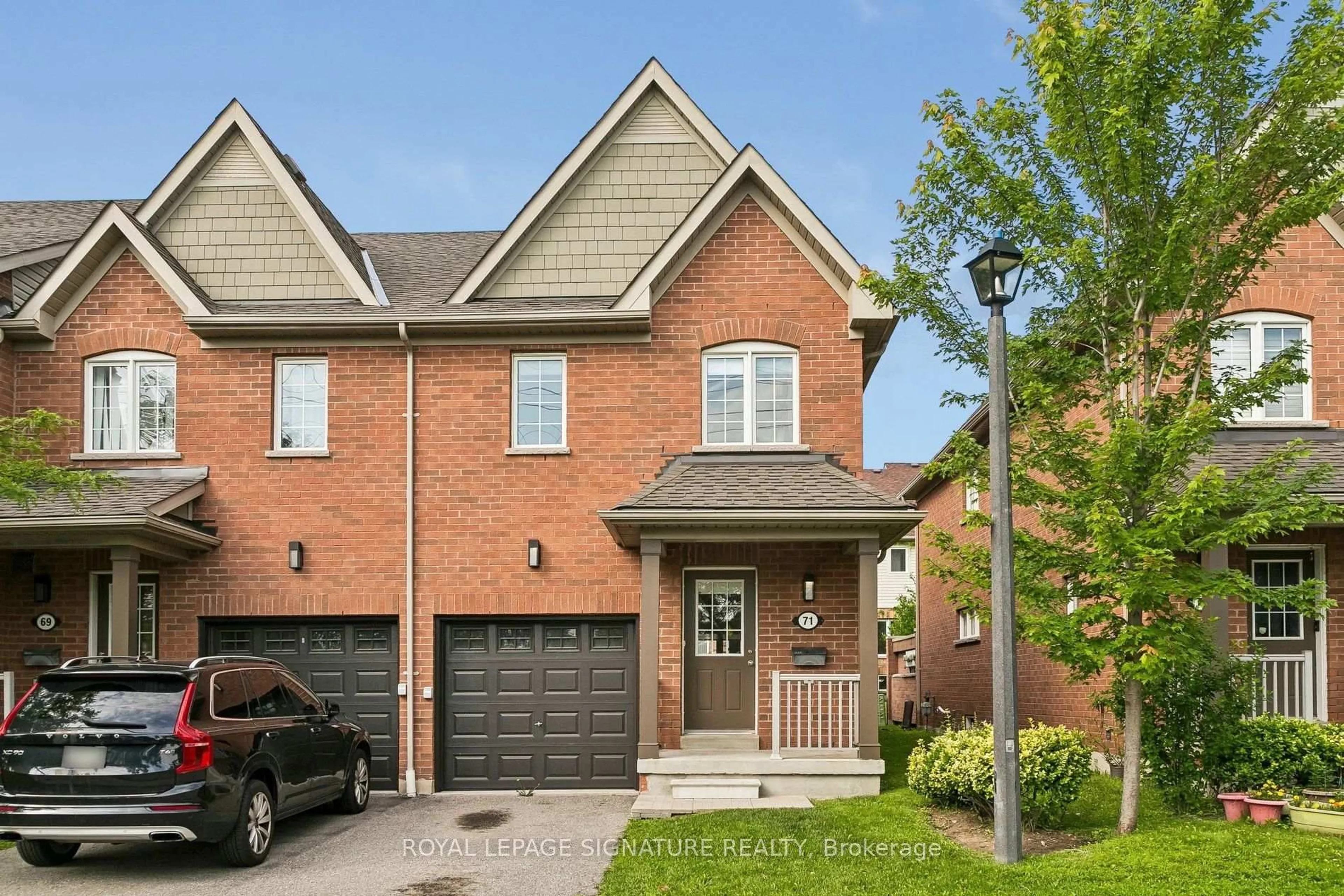 Home with brick exterior material, street for 5255 Palmetto Pl #71, Mississauga Ontario L5M 0H2