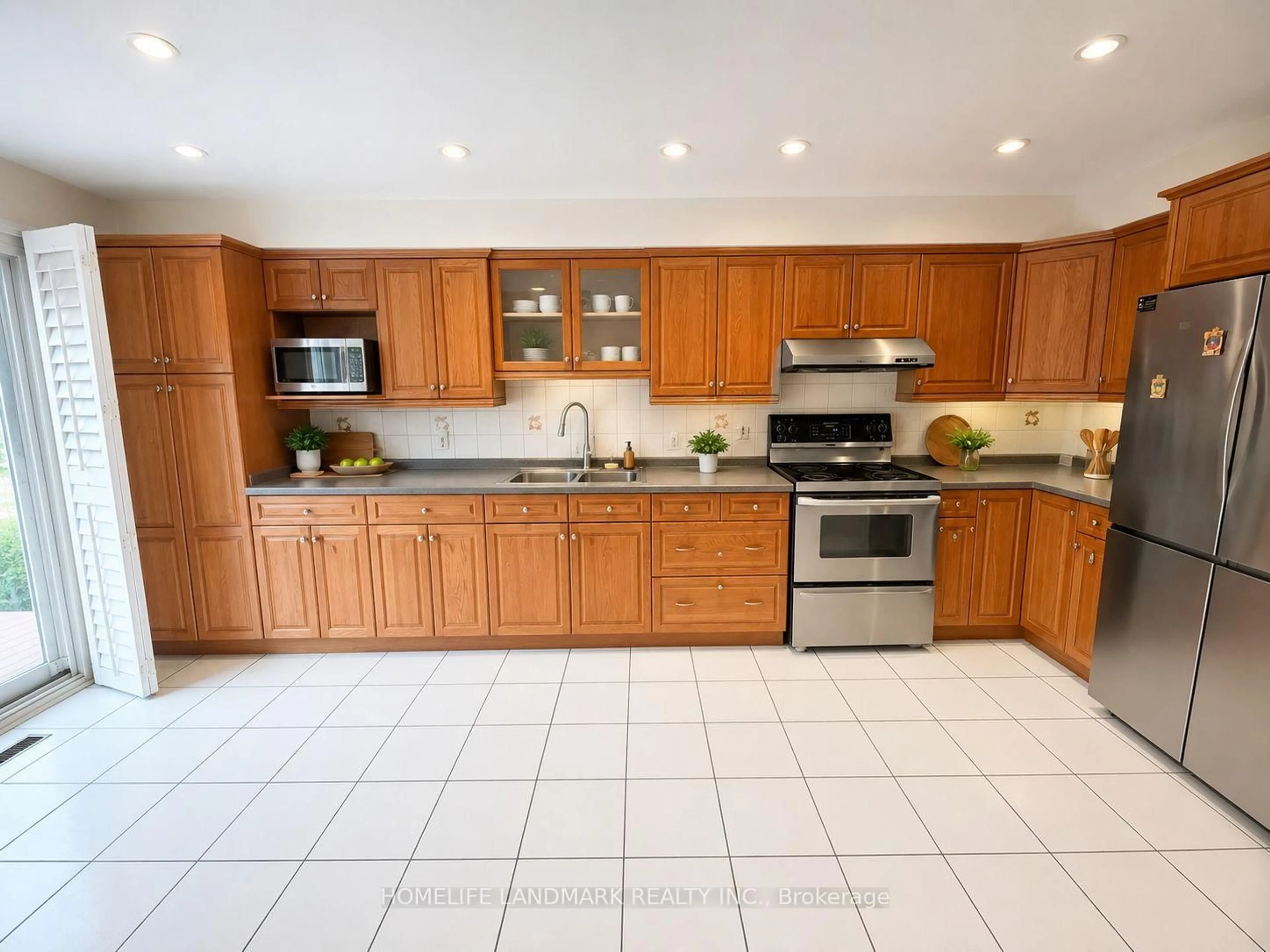 Unknown for 4674 Antelope Cres, Mississauga Ontario L4Z 2X1