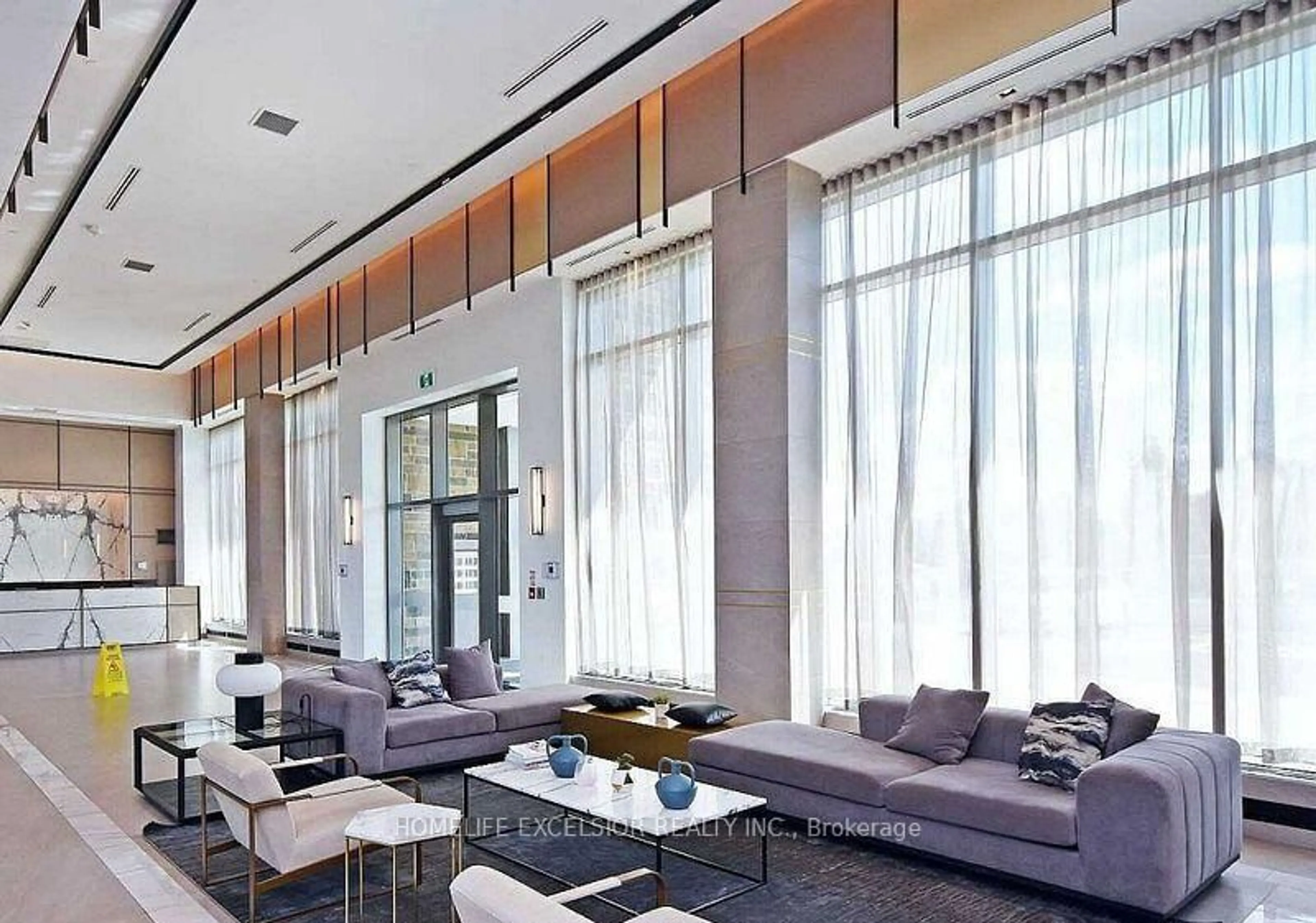Lobby for 4675 Metcalfe Ave #804, Mississauga Ontario L5M 0Z8