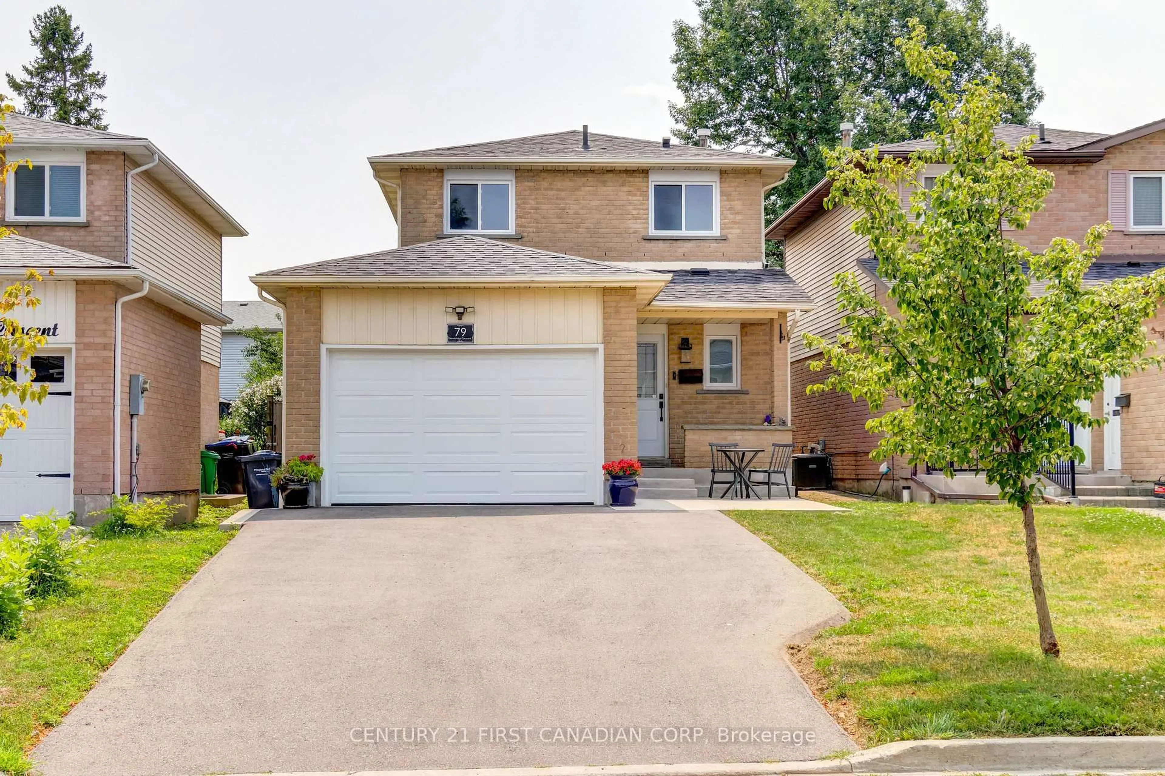 Home with vinyl exterior material, street for 79 Newbridge Cres, Brampton Ontario L6S 4B5