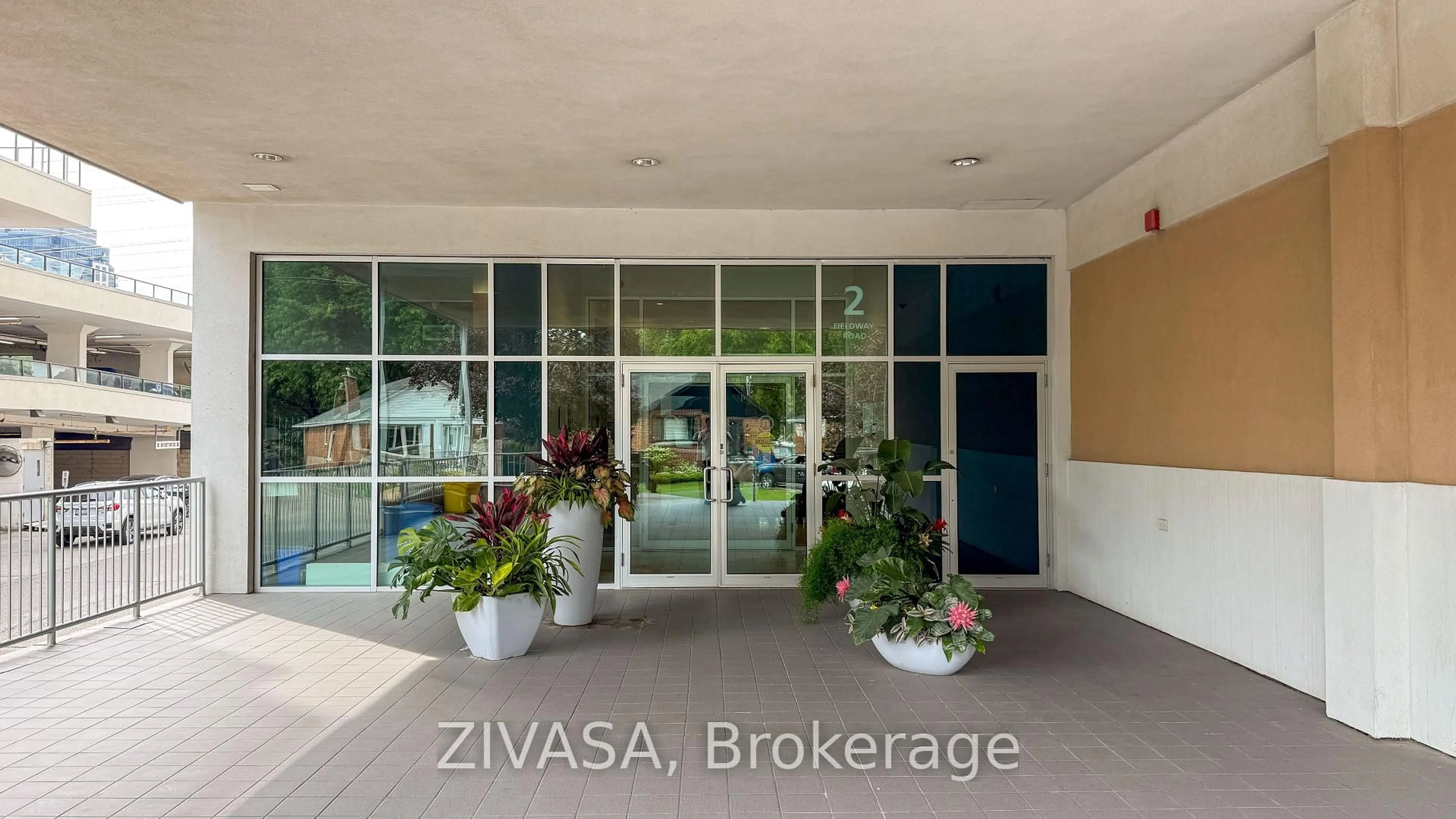 Indoor foyer for 2 Fieldway Rd #218, Toronto Ontario M8Z 0B9