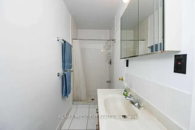 7190 King St, Caledon 2