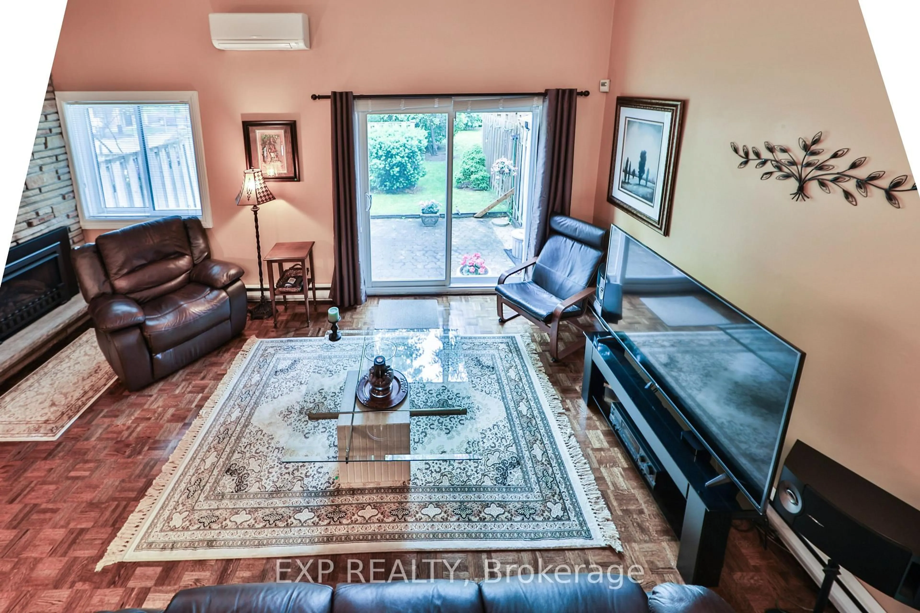 Living room with furniture, unknown for 2145 Sherobee Rd #86, Mississauga Ontario L5A 3G8