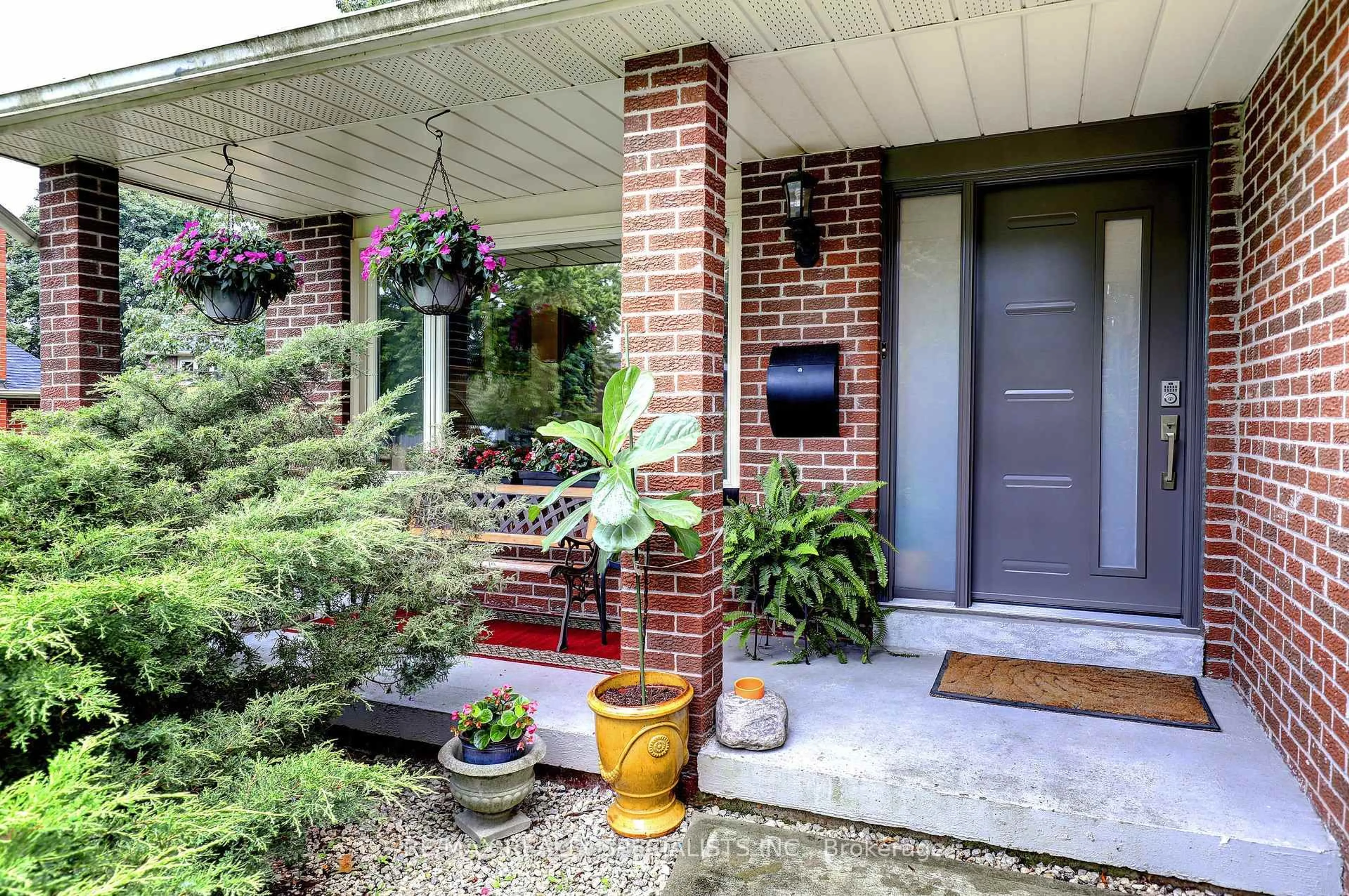 Unknown for 1712 Fifeshire Crt, Mississauga Ontario L5L 3L6