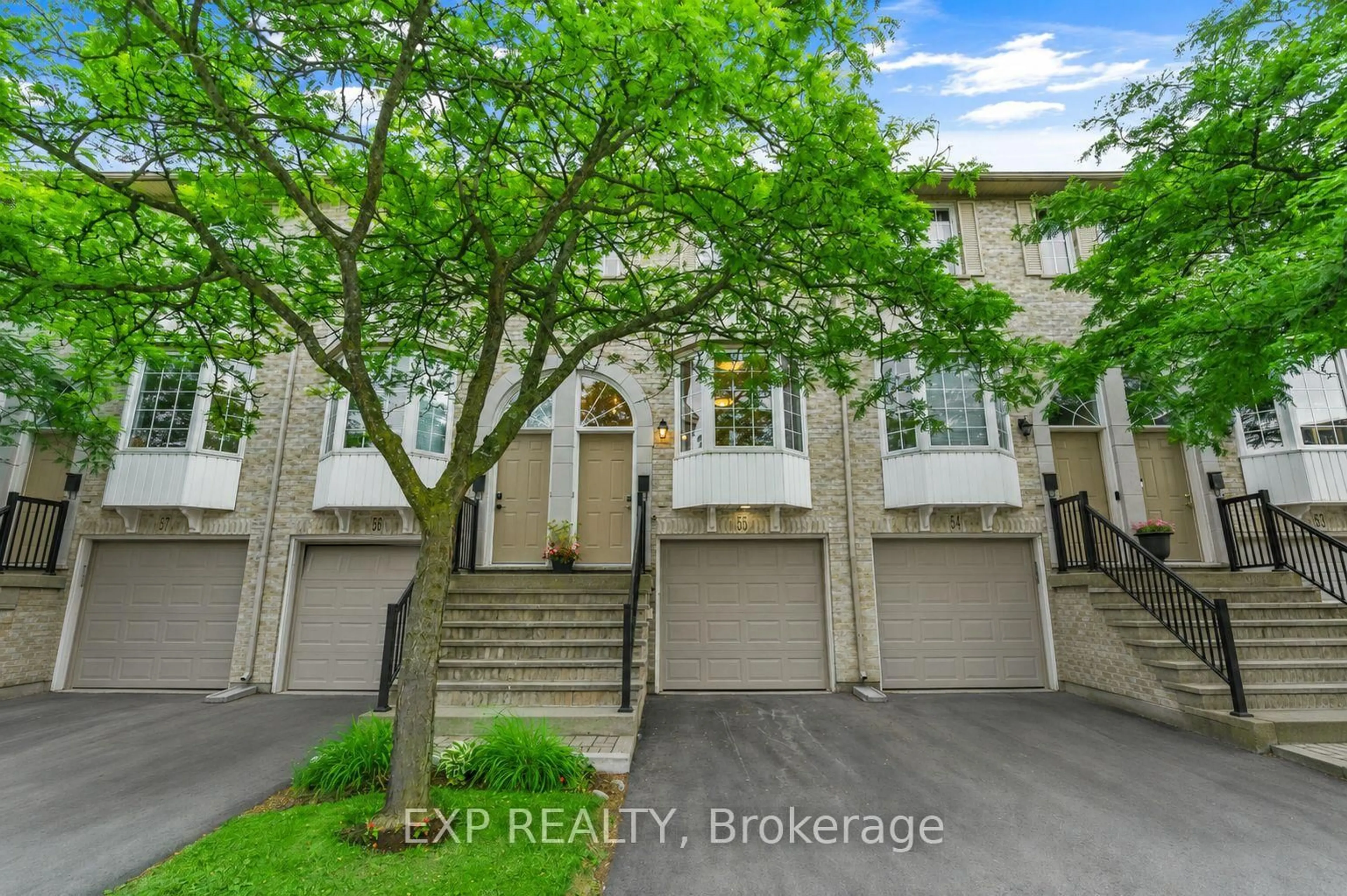 A pic from outside/outdoor area/front of a property/back of a property/a pic from drone, street for 3480 Upper Middle Rd #55, Burlington Ontario L7M 4R7