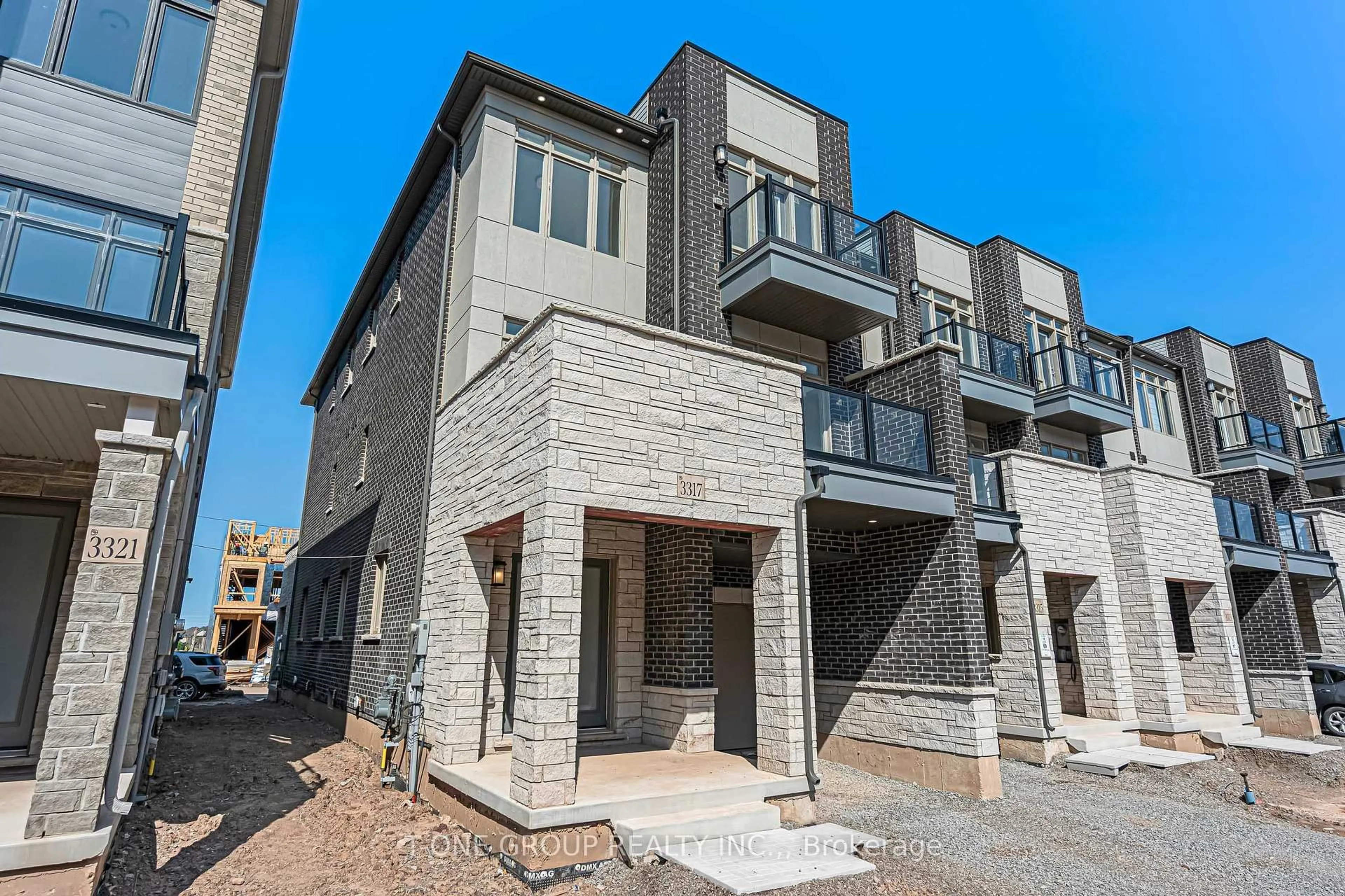 Unknown for 3317 Azam Way, Oakville Ontario L6M 5S2
