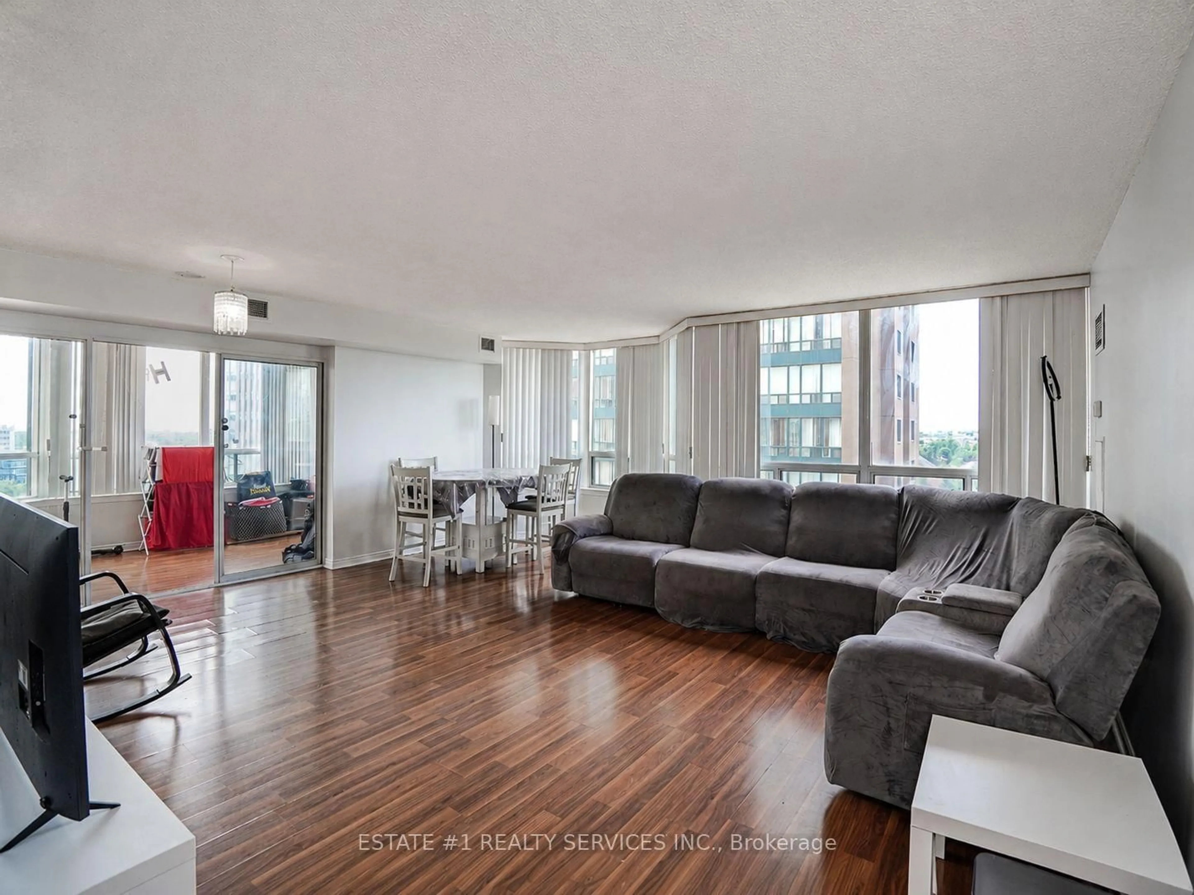 Living room with furniture, unknown for 135 Hillcrest Ave #904, Mississauga Ontario L5B 4B1