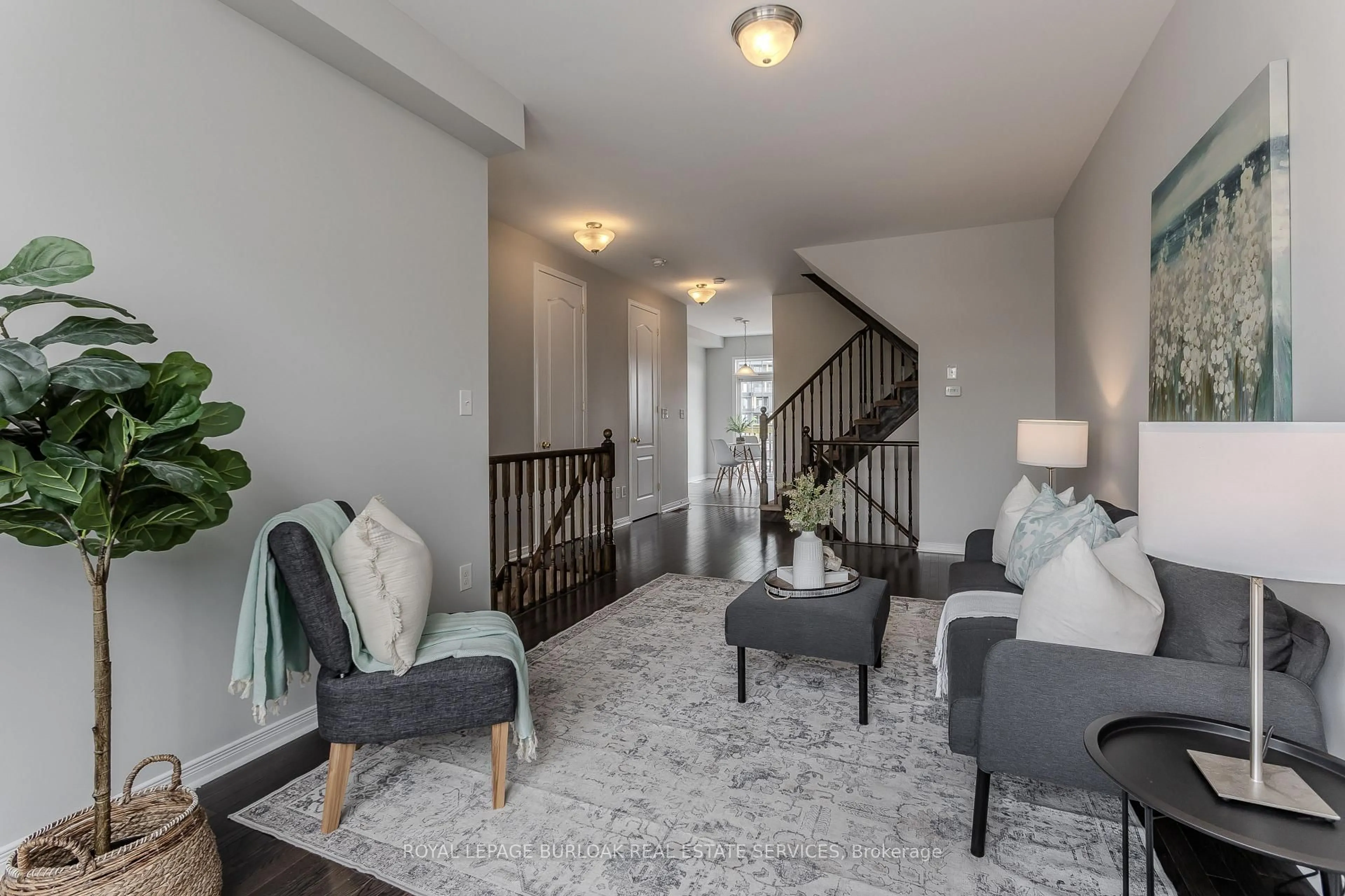 Living room with furniture, carpet floor for 4823 Thomas Alton Blvd #48, Burlington Ontario L7M 0V2