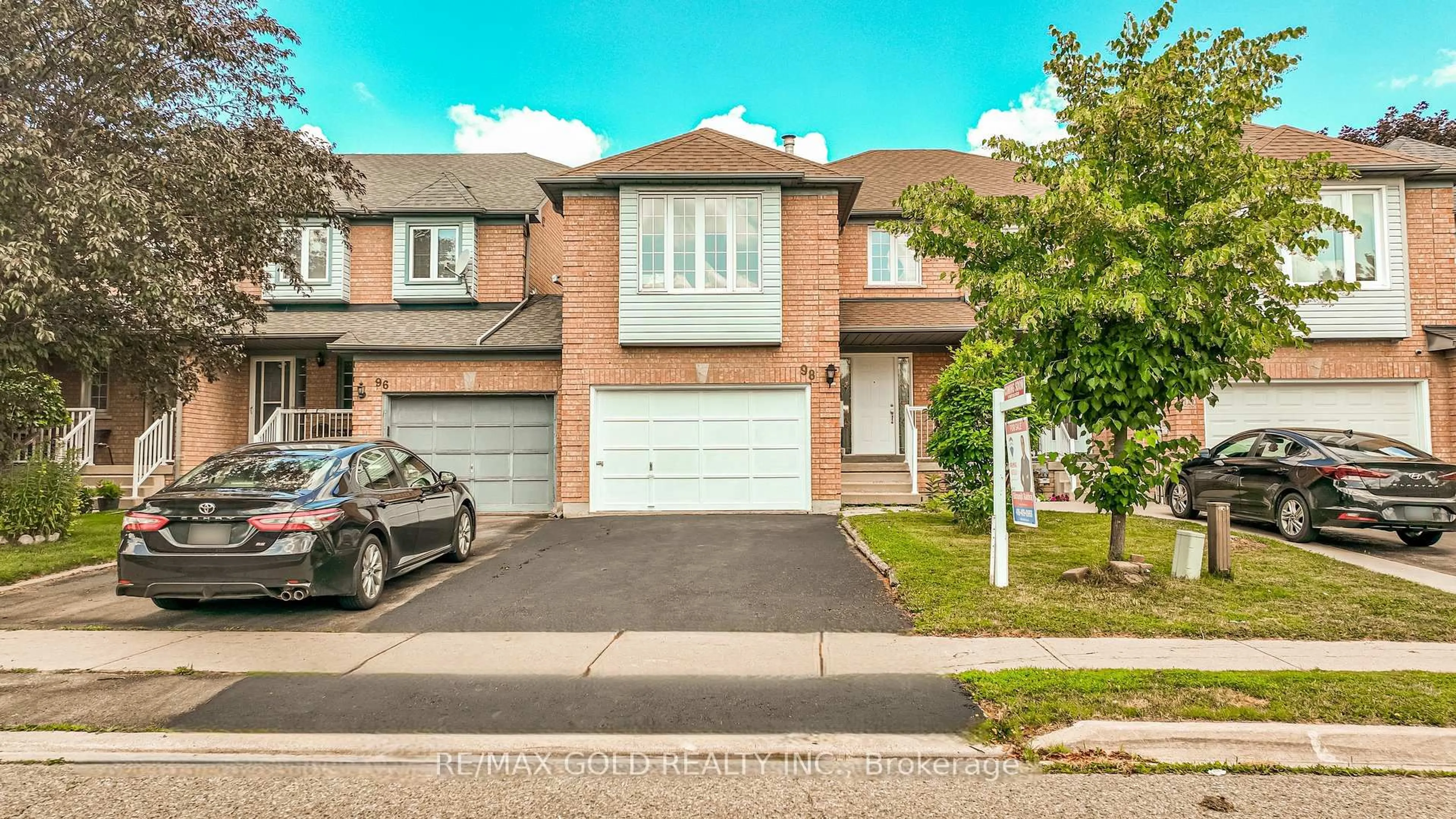 Home with brick exterior material, street for 98 Sahara Tr, Brampton Ontario L6R 1P4