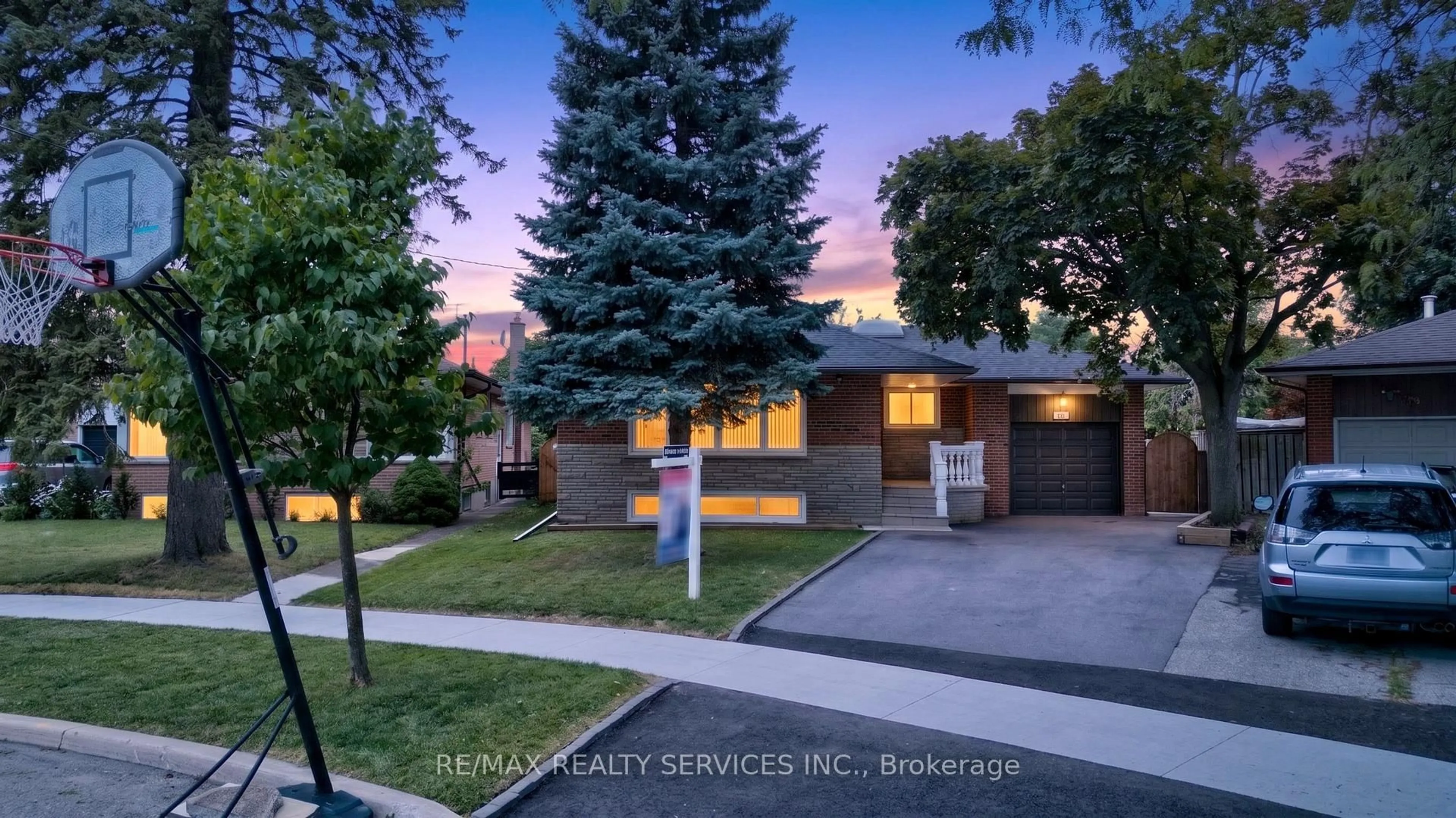 Home with brick exterior material, street for 18 Spencely Crt, Toronto Ontario M9P 1N5