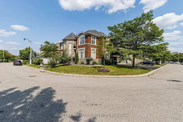 19 Valleyside Tr, Brampton 3