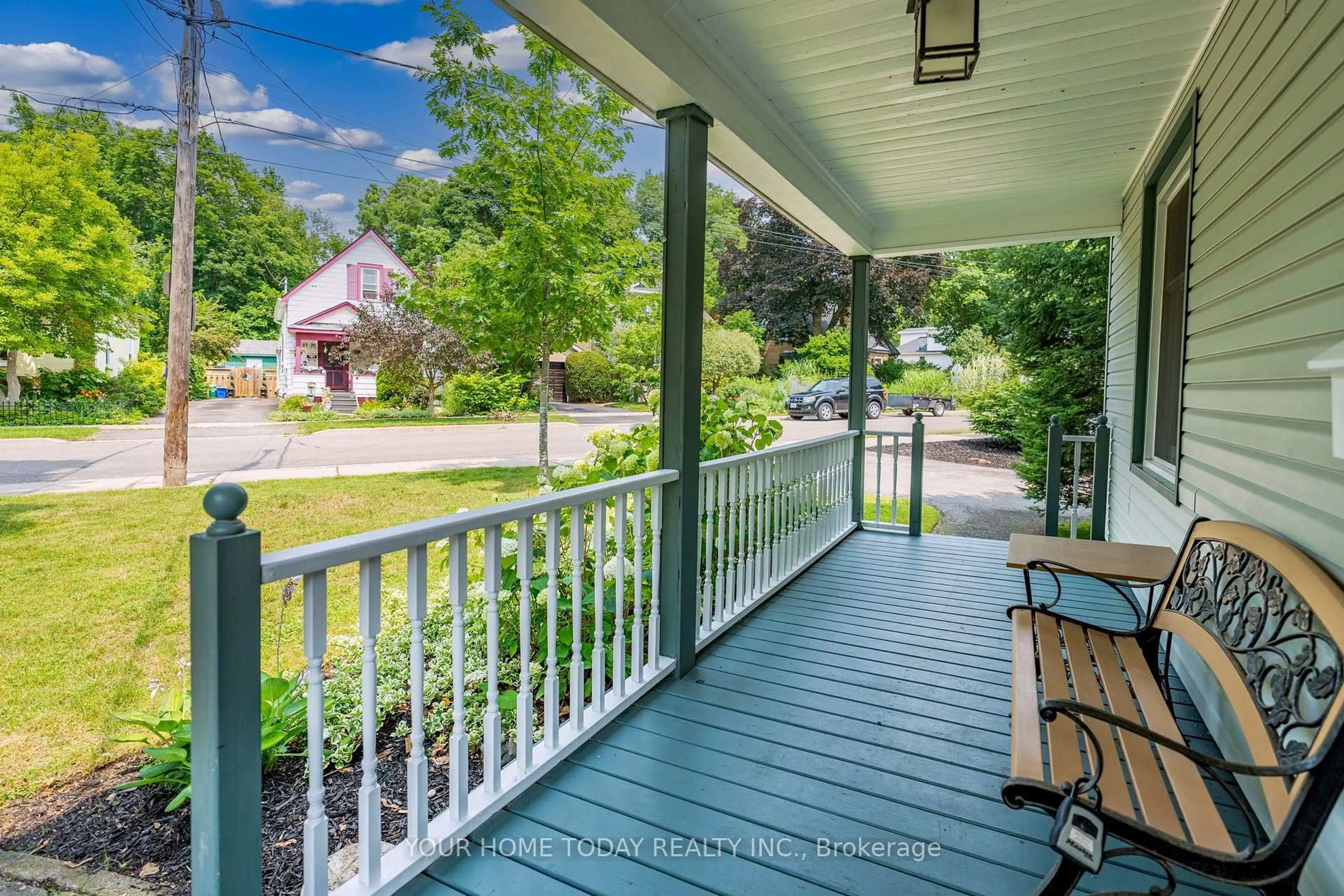 Patio, unknown for 12 King St, Halton Hills Ontario L7G 2H1