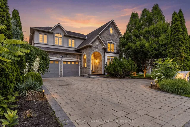 215 Burloak Dr, Oakville 2