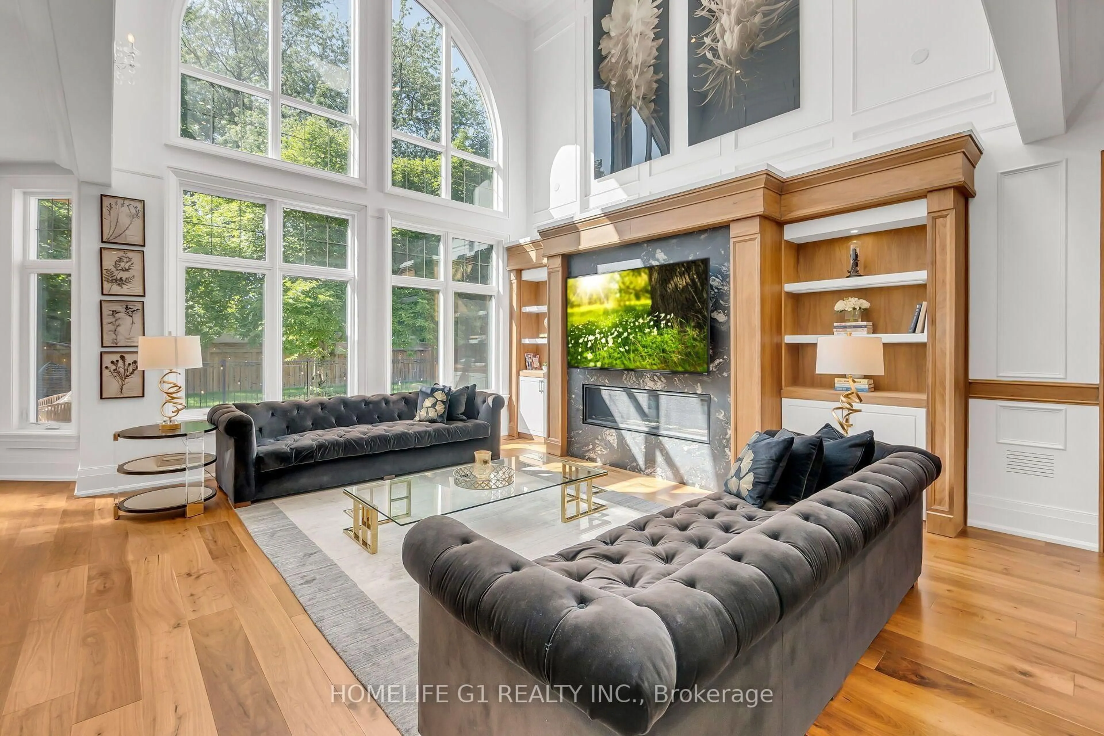 Living room with furniture, unknown for 2115 Rebecca St, Oakville Ontario L6L 2A4