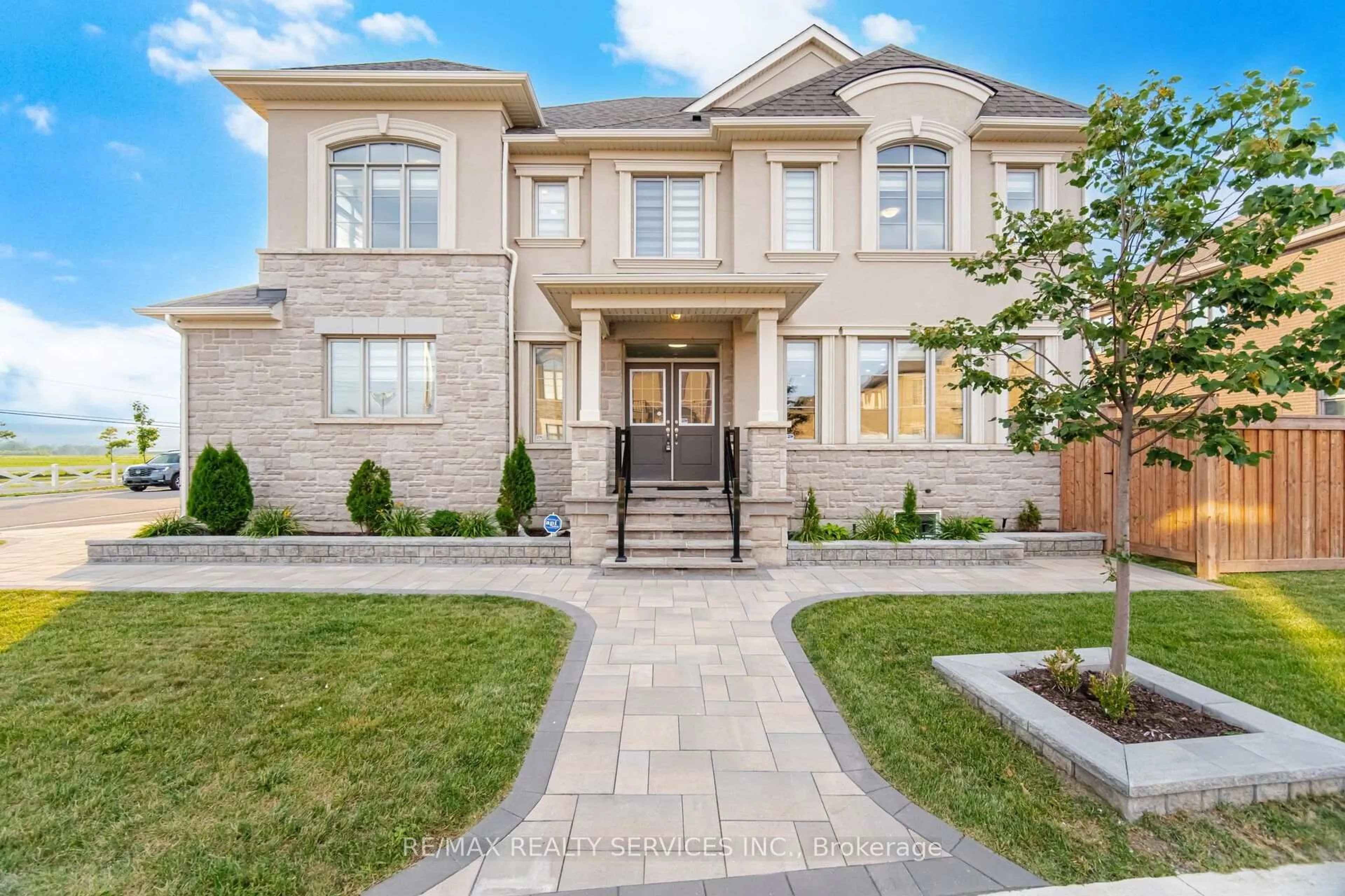 Home with brick exterior material, street for 542 Boyd Lane, Milton Ontario L9E 1W6