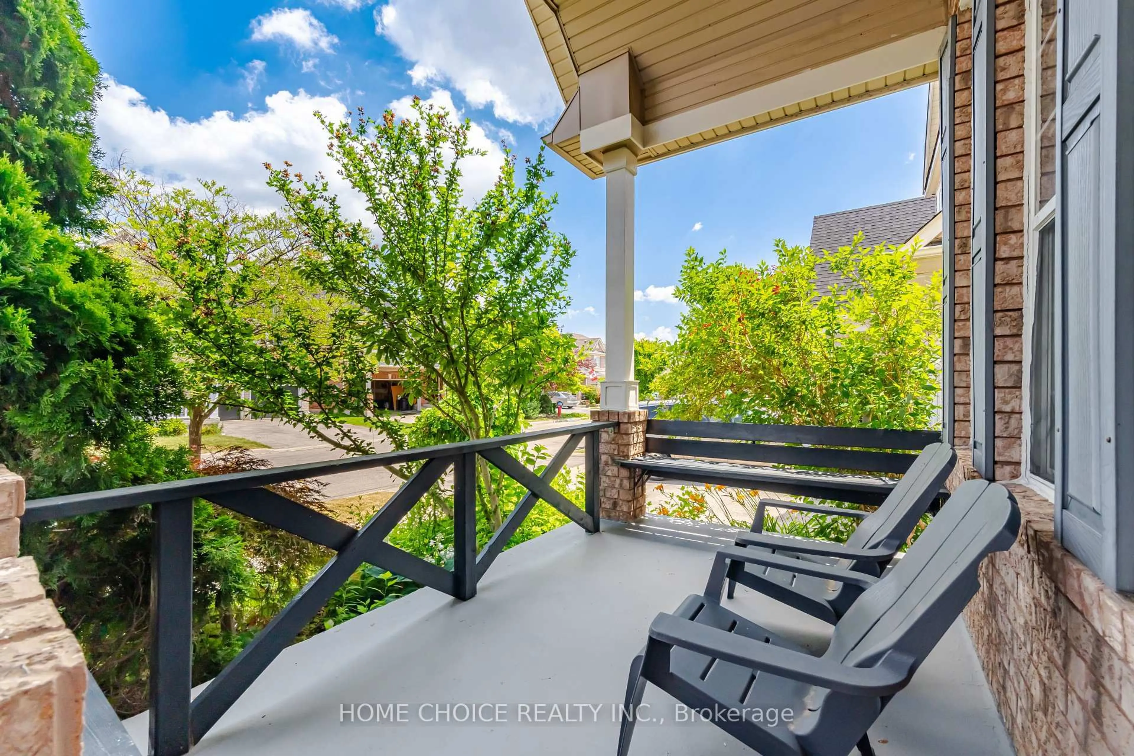Patio, water/lake/river/ocean view for 670 Dolby Cres, Milton Ontario L9T 5V5