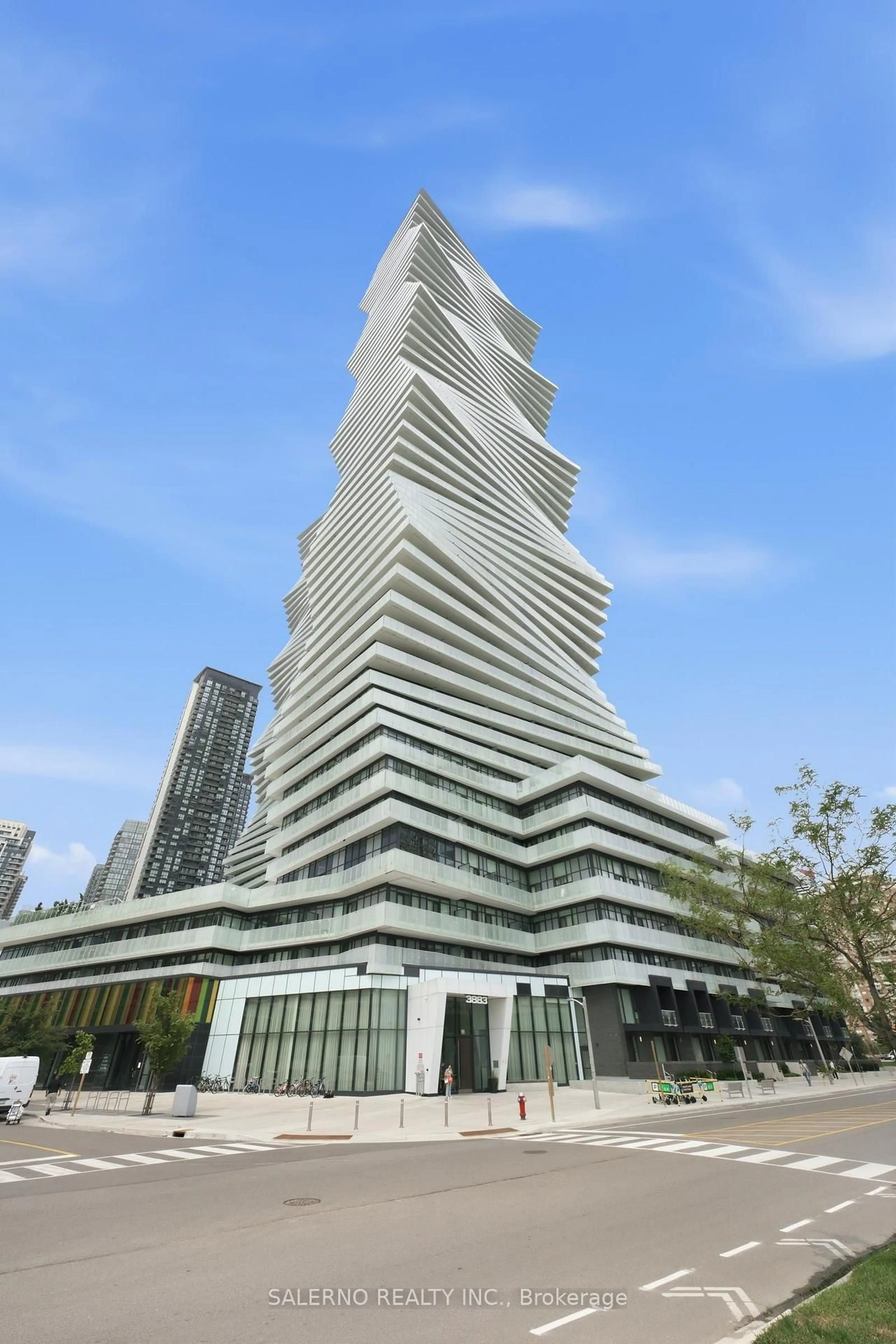 Indoor foyer for 3883 Quartz Rd #5702, Mississauga Ontario L5B 4M6