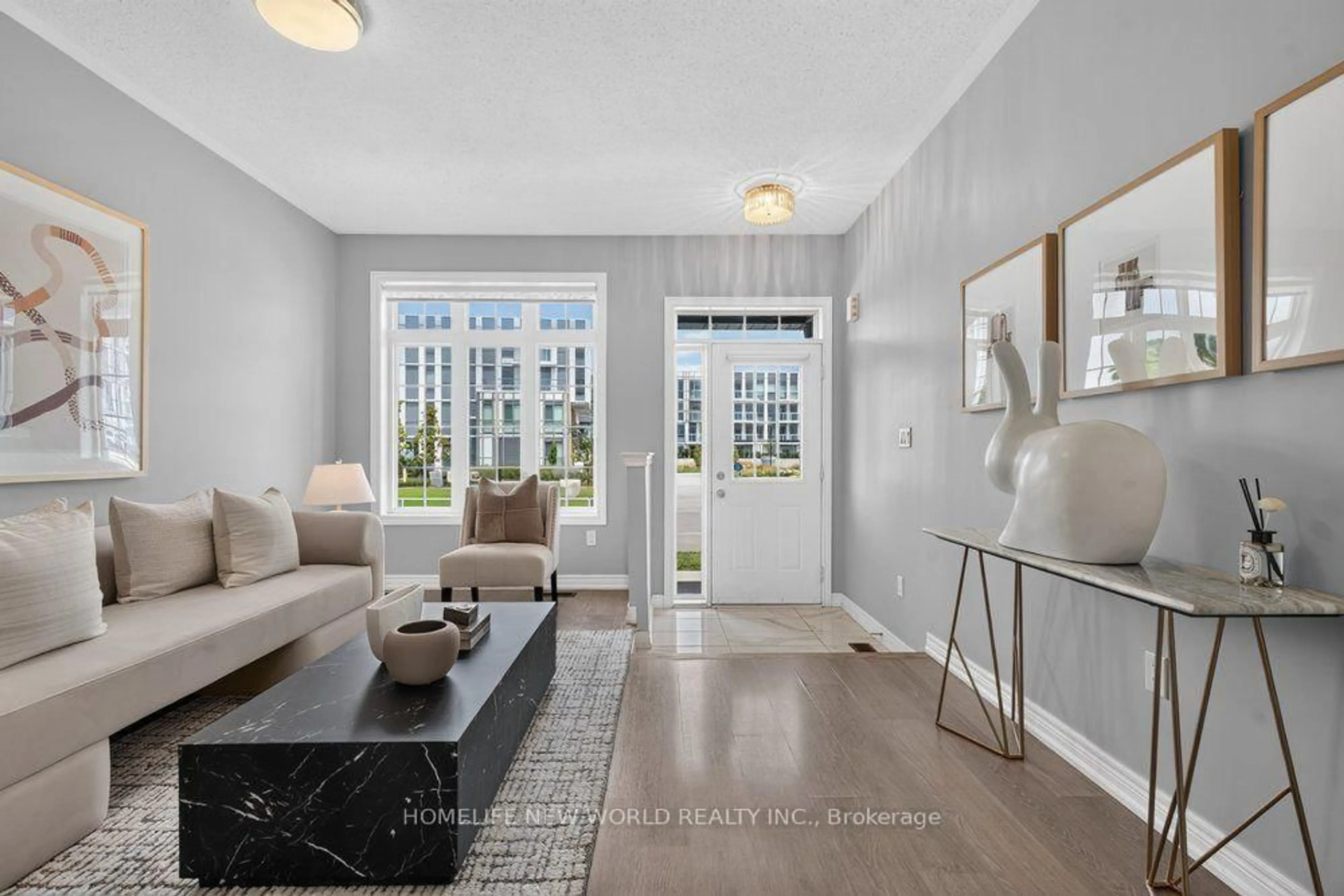 Living room with furniture, unknown for 3034 Eighth Line, Oakville Ontario L6H 0S5