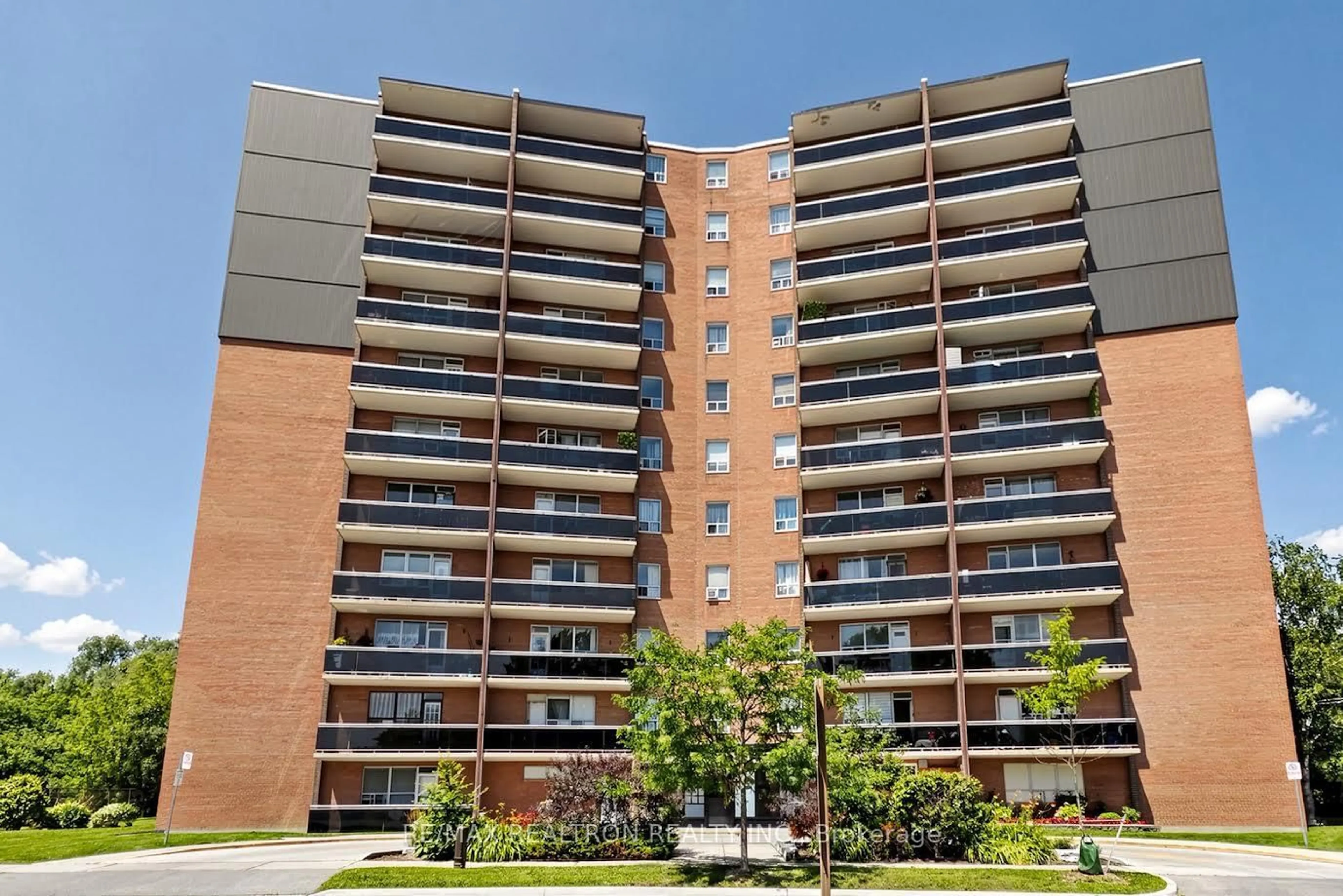 Unknown for 3145 Queen Frederica Dr #706, Mississauga Ontario L4Y 3A7
