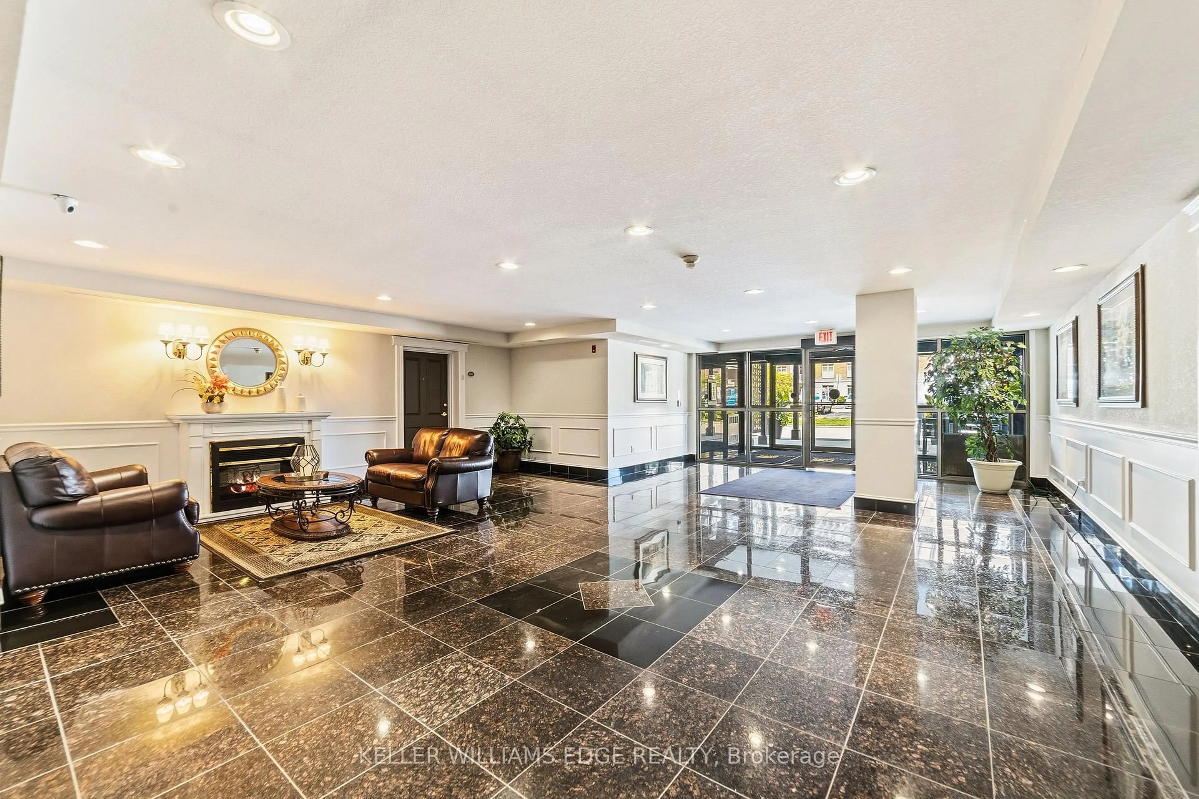 Lobby for 1998 Ironstone Dr #809, Burlington Ontario L7L 7P7
