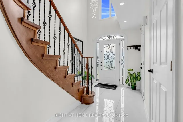 847 Stonebridge Ave, Mississauga 5