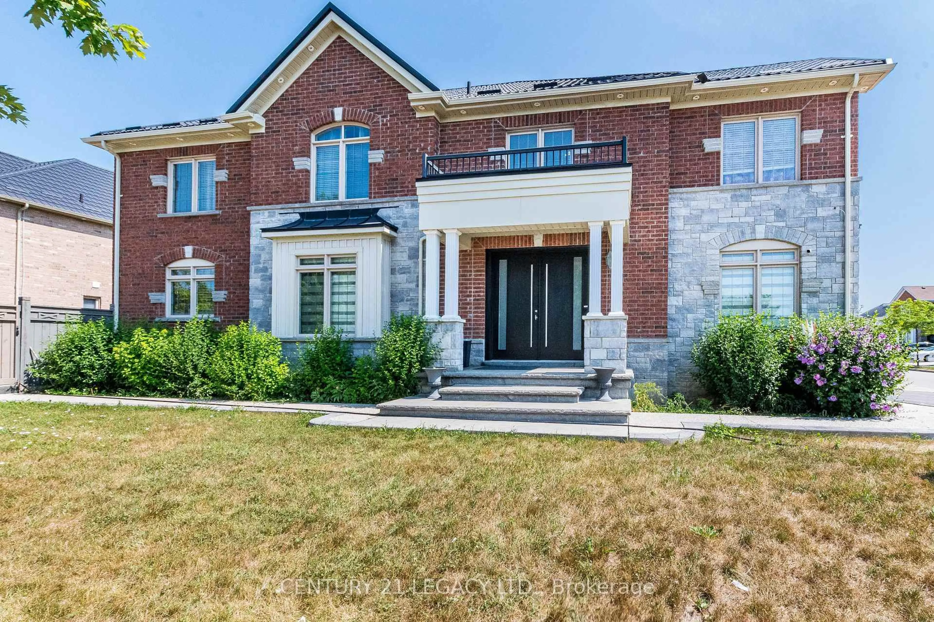 Home with brick exterior material, street for 11 DRUMMONDVILLE Dr, Brampton Ontario L6P 3M6
