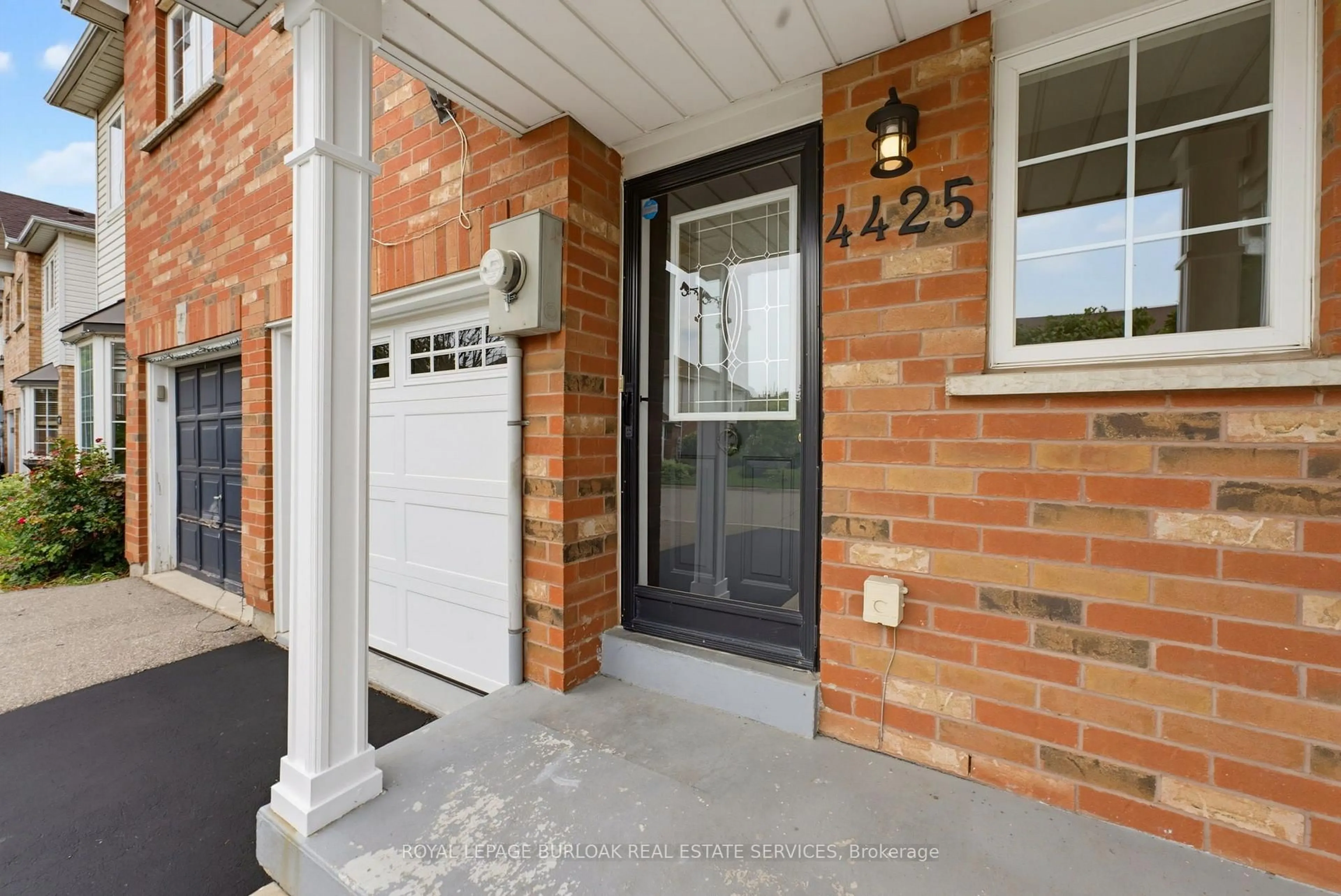 Unknown for 4425 Peter Dr, Burlington Ontario L7L 6S7