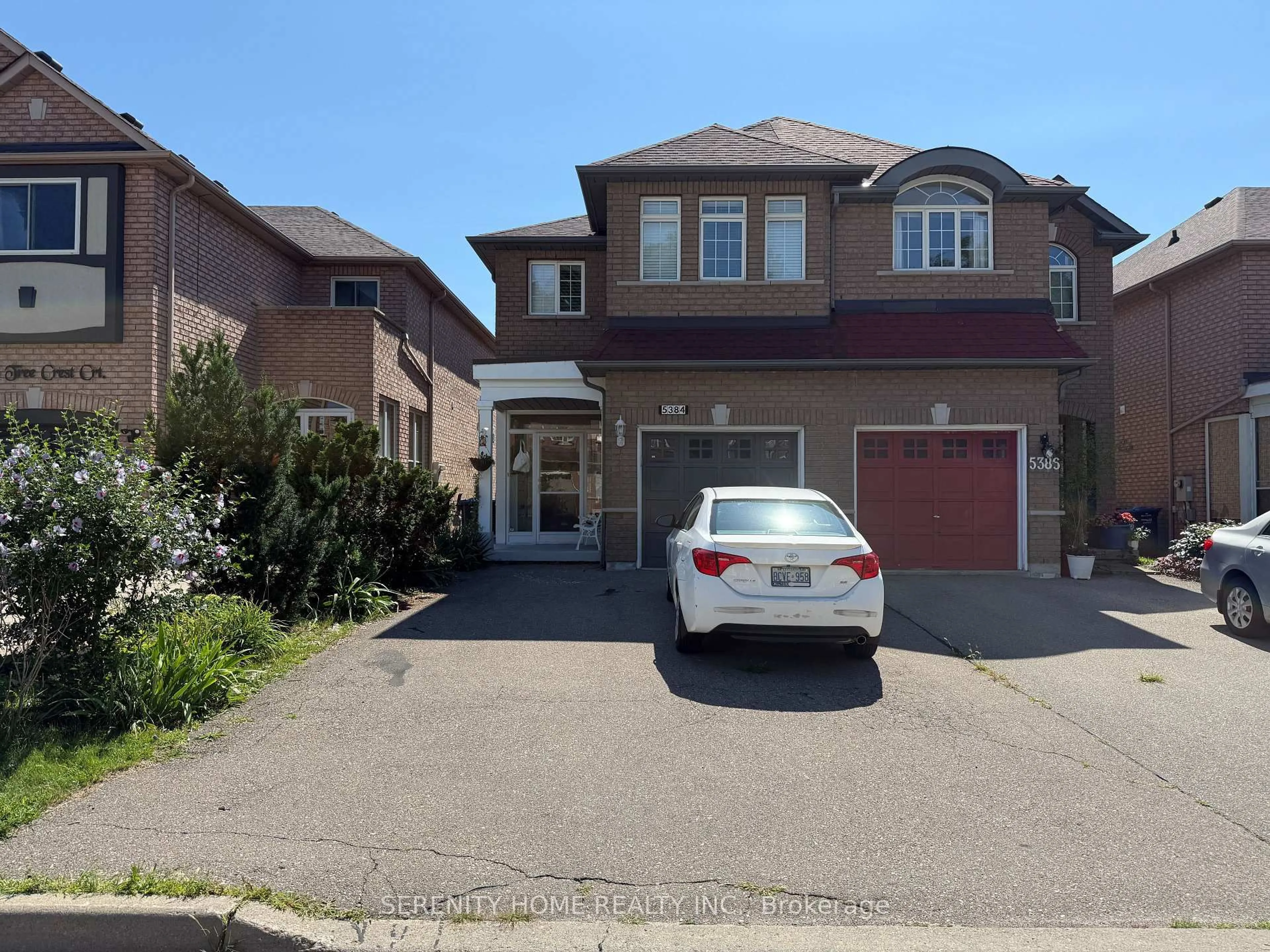 Unknown for 5384 Tree Crest Crt, Mississauga Ontario L5R 3Z6