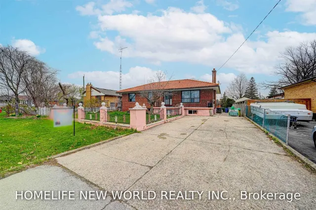 349 Woodale Ave, Oakville