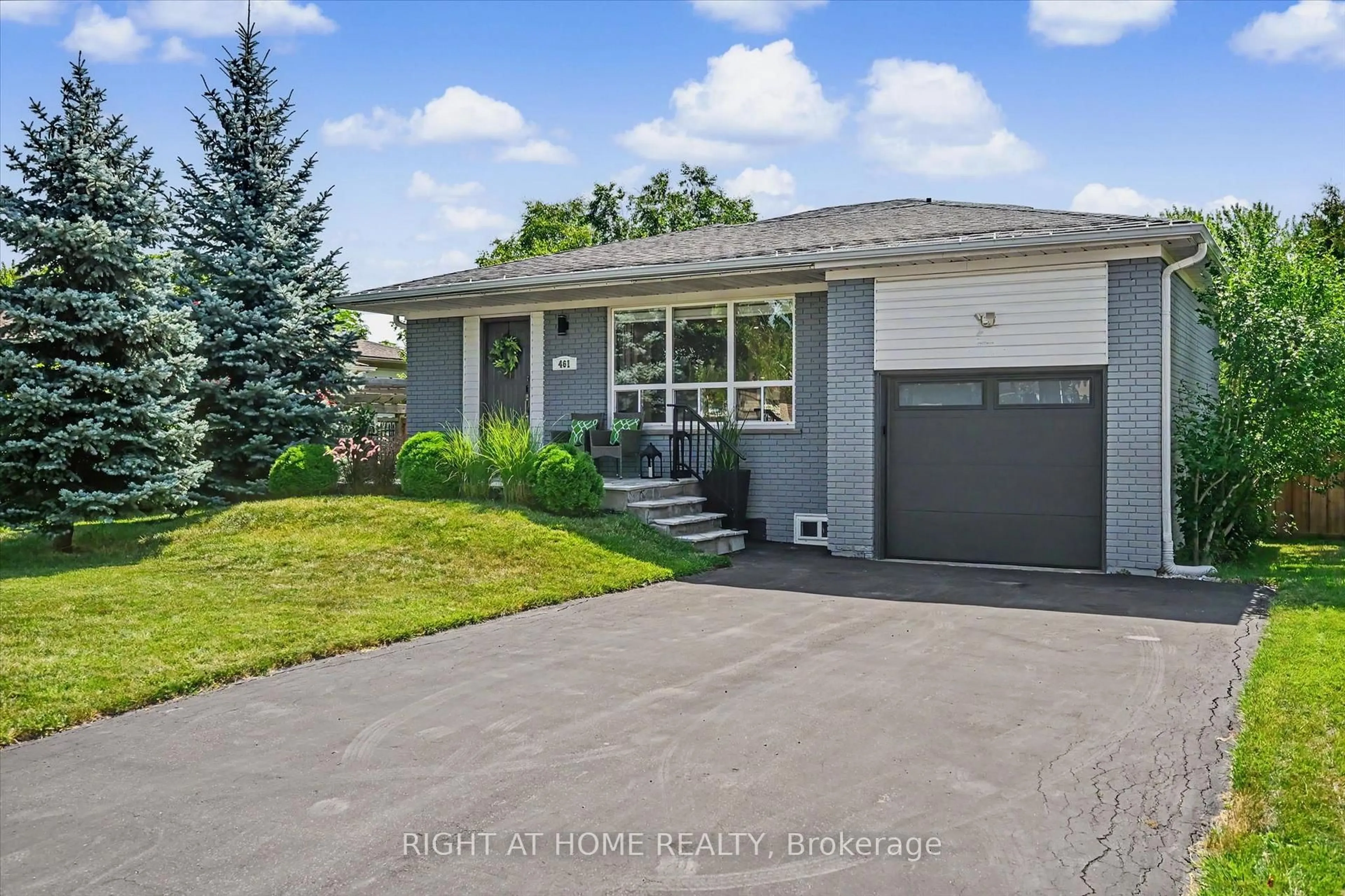 Unknown for 461 Withnell Cres, Oakville Ontario L6L 3M1