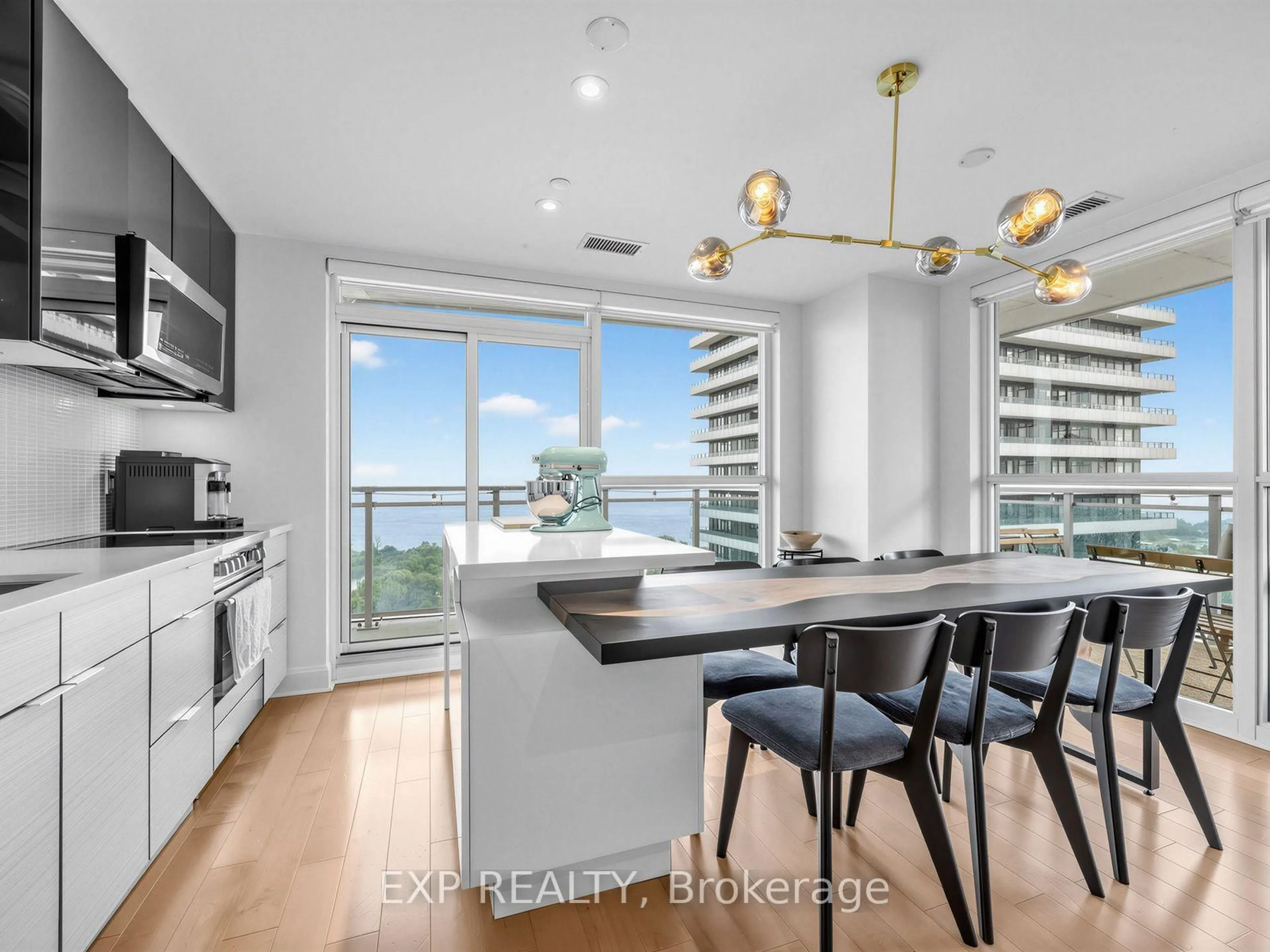 Open concept kitchen, unknown for 33 Shore Breeze Dr #1910, Toronto Ontario M8V 0G1