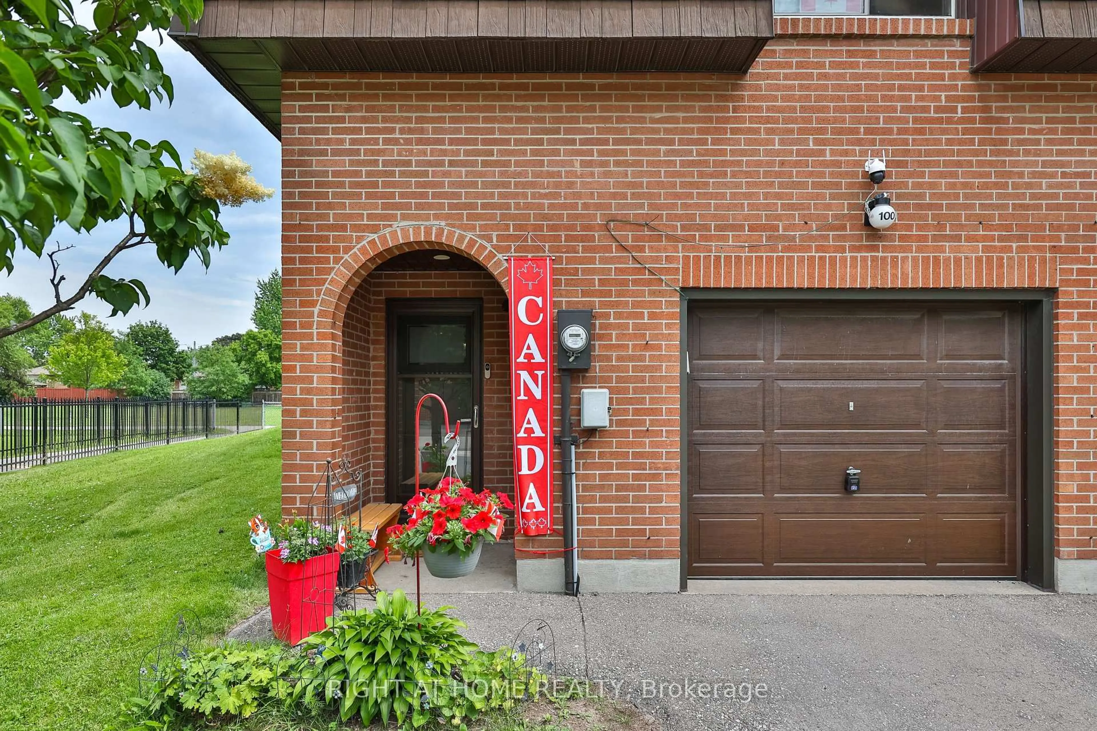 Unknown for 100 Darras Crt #74, Brampton Ontario L6T 1W7