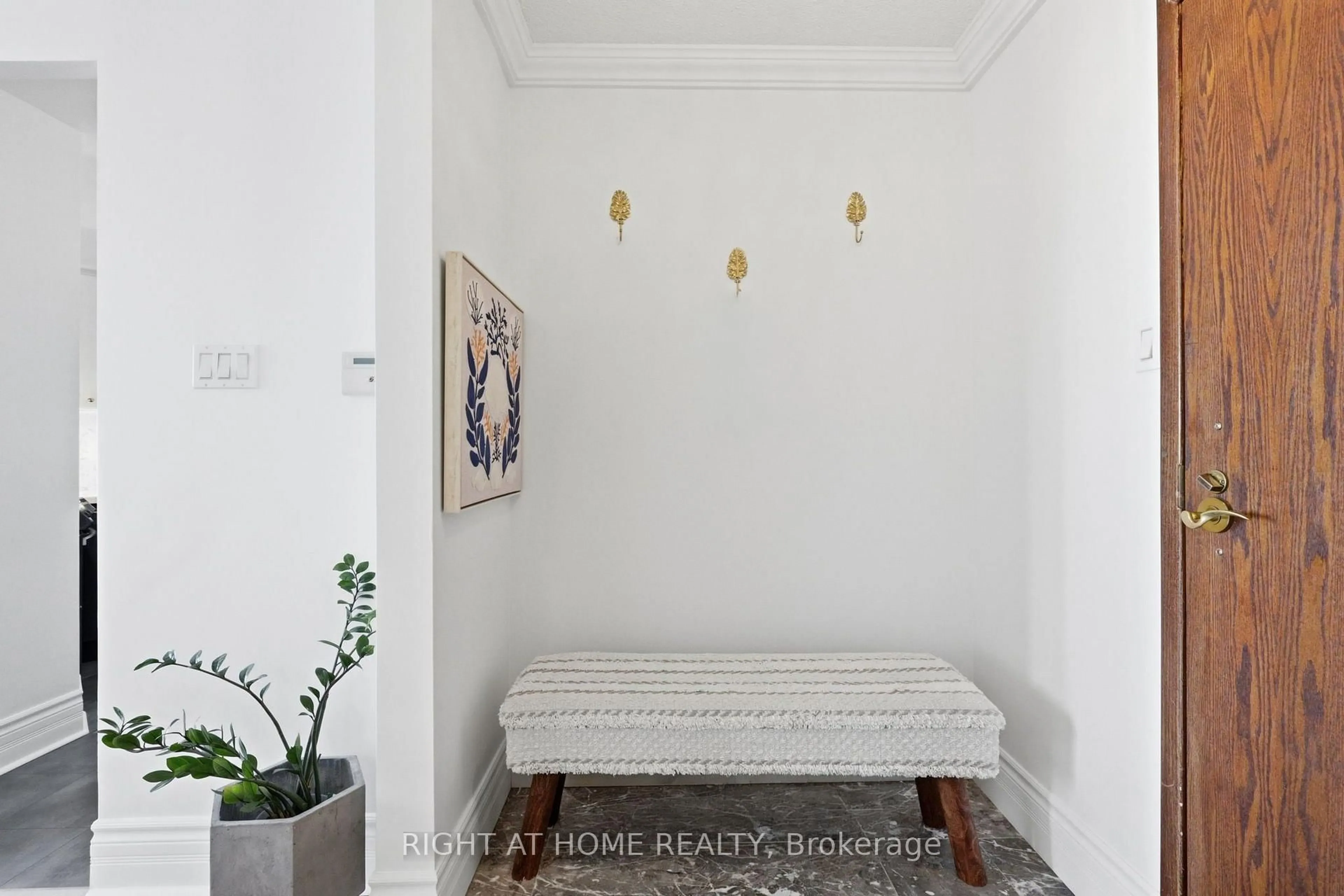 Unknown for 2285 Lake Shore Blvd #312, Toronto Ontario M8V 3X9