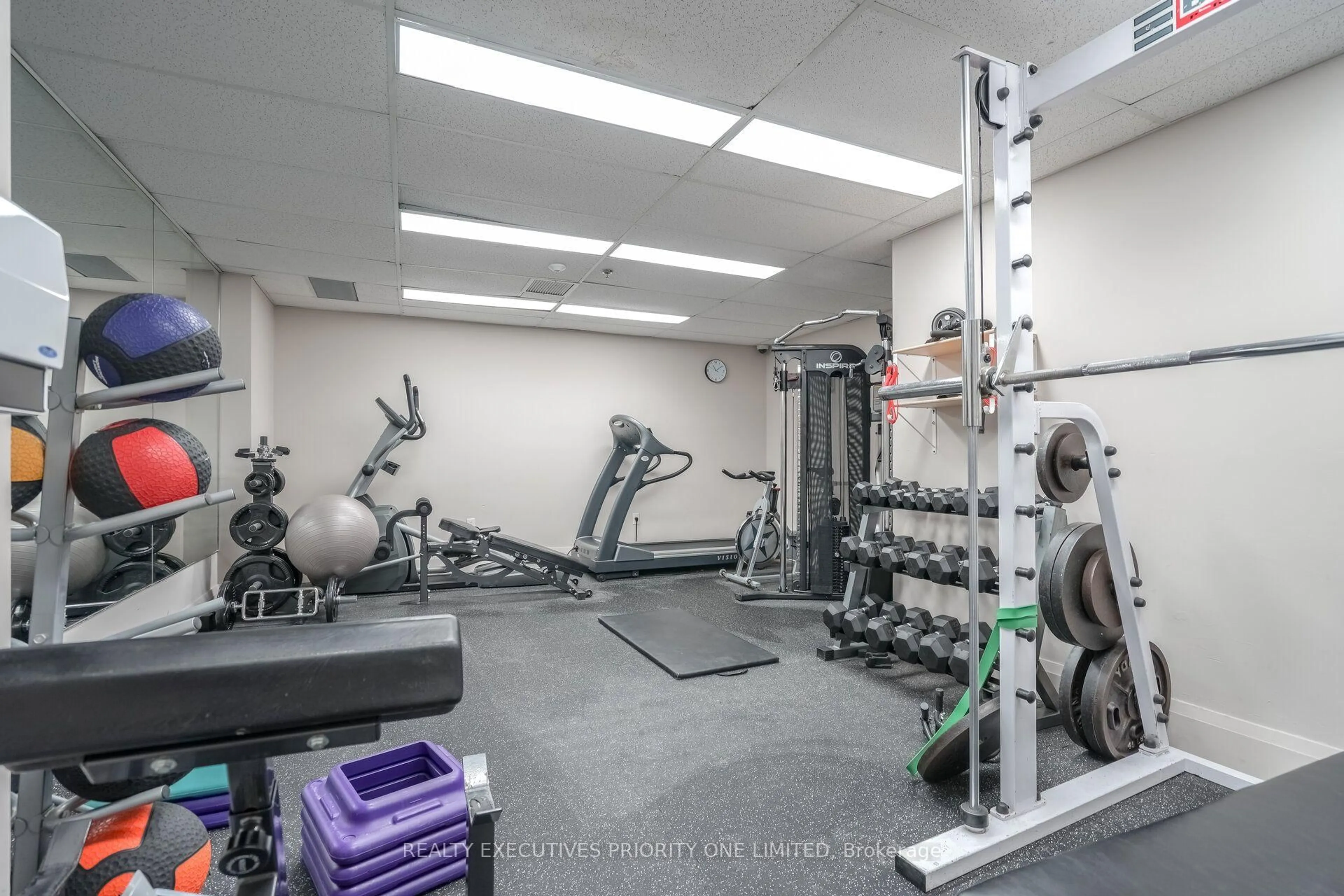 Gym or fitness room for 10 Martha Eaton Way #1802, Toronto Ontario M6M 5B3