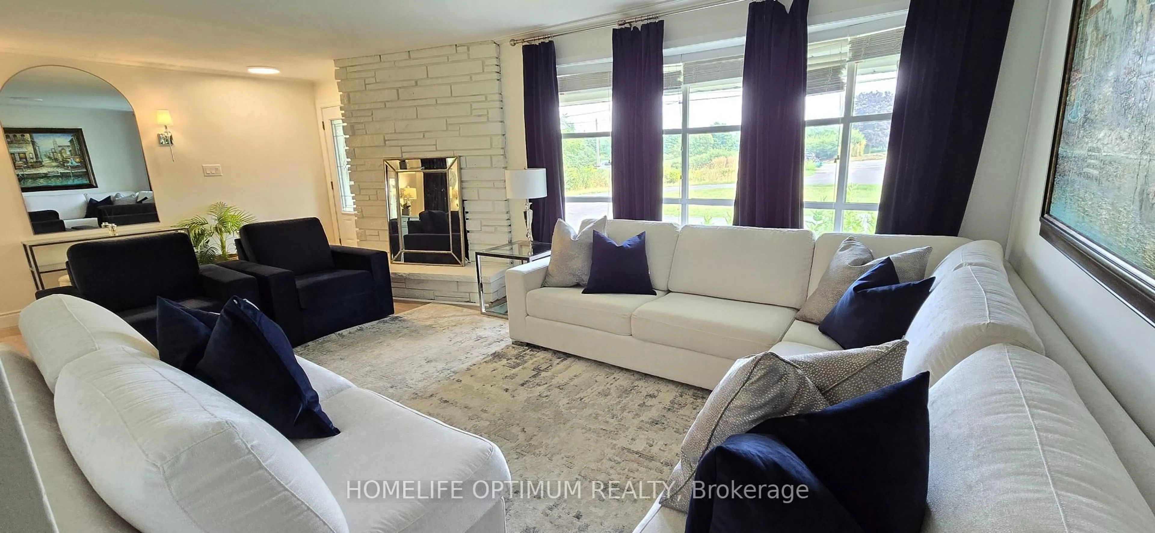 Living room with furniture, unknown for 400 Maple Ave, Halton Hills Ontario L7G 1X1