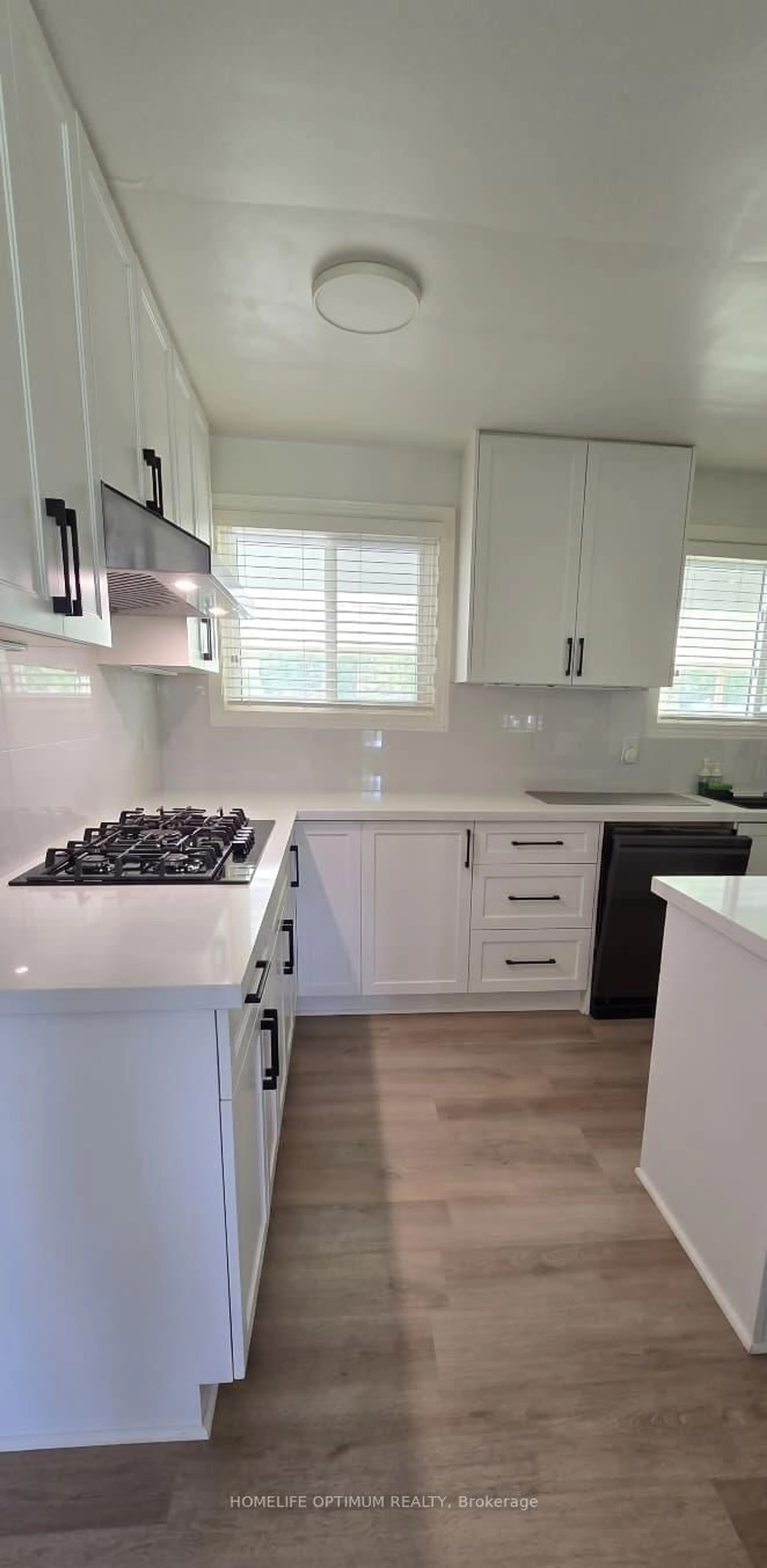 Open concept kitchen, unknown for 400 Maple Ave, Halton Hills Ontario L7G 1X1