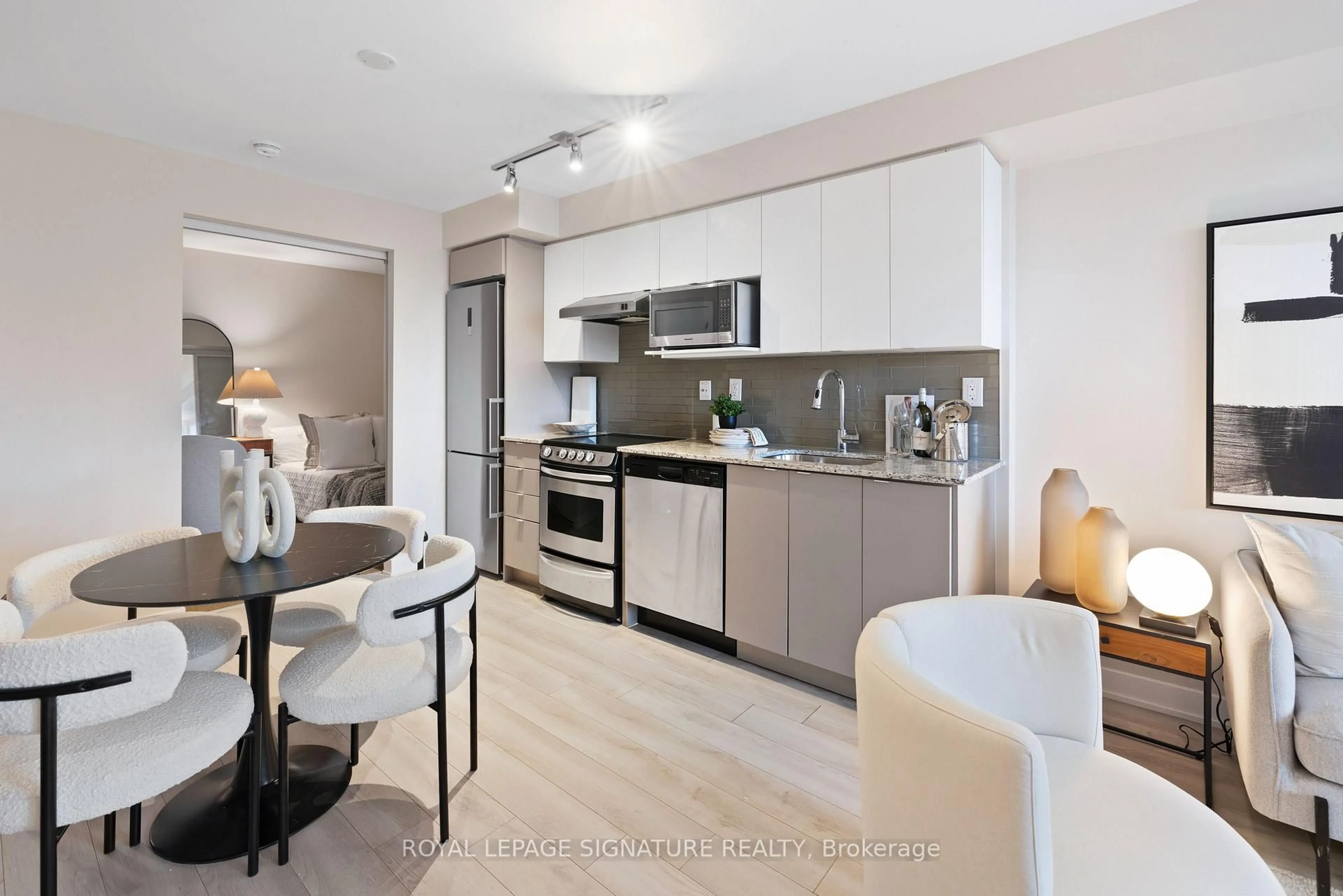 Open concept kitchen, unknown for 160 Flemington Rd #312, Toronto Ontario M6A 0A9