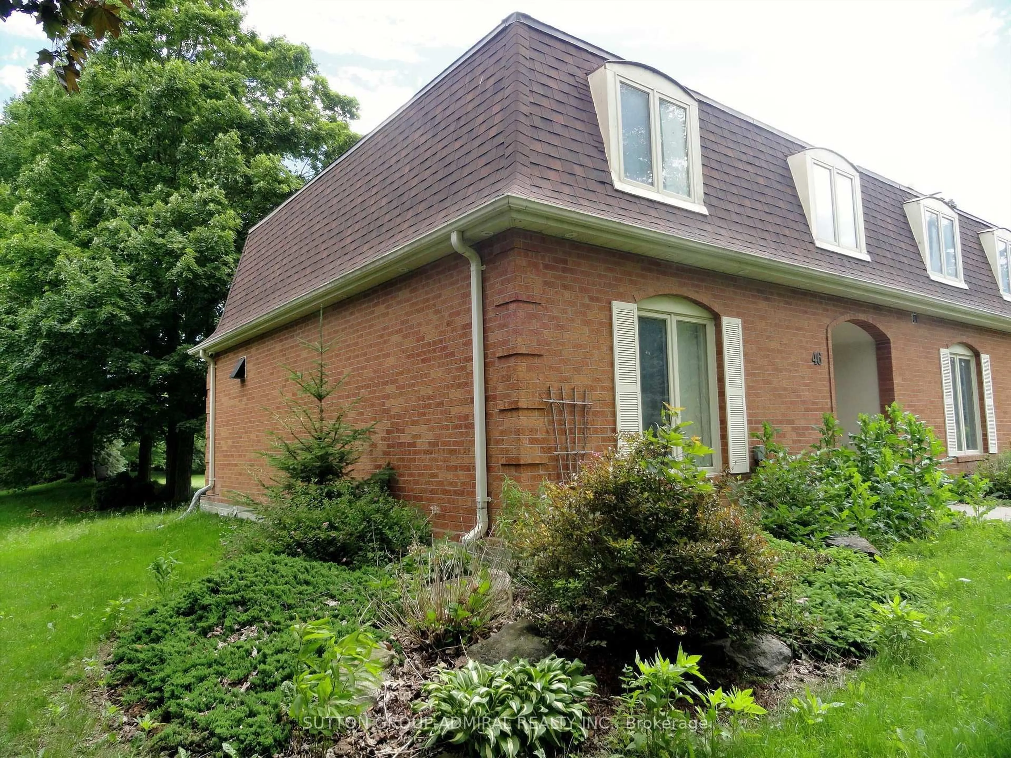 Home with brick exterior material, street for 46 Ingleview Dr, Caledon Ontario L7C 1P4