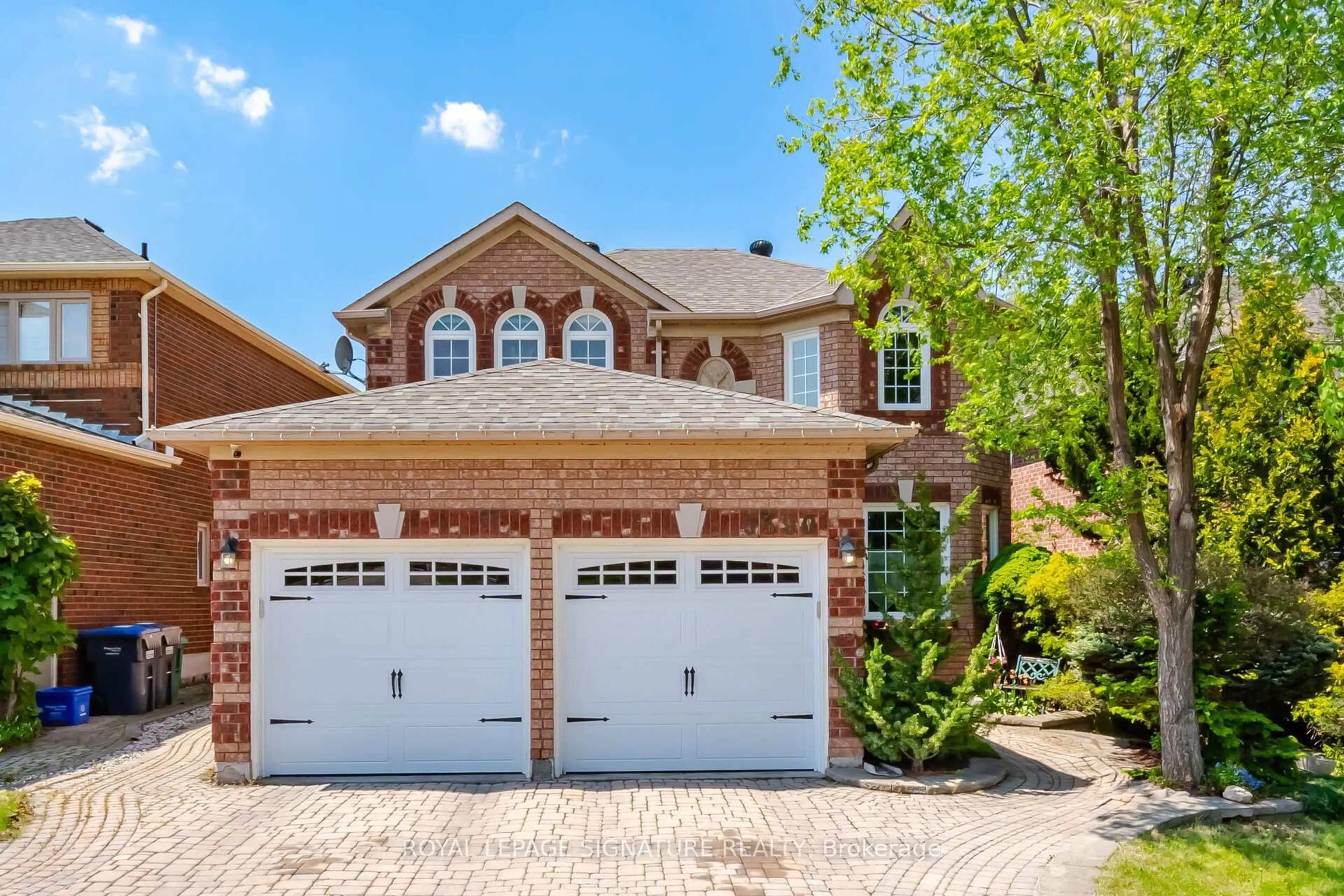 Home with brick exterior material, street for 5390 Mcfarren Blvd, Mississauga Ontario L5M 5Y5