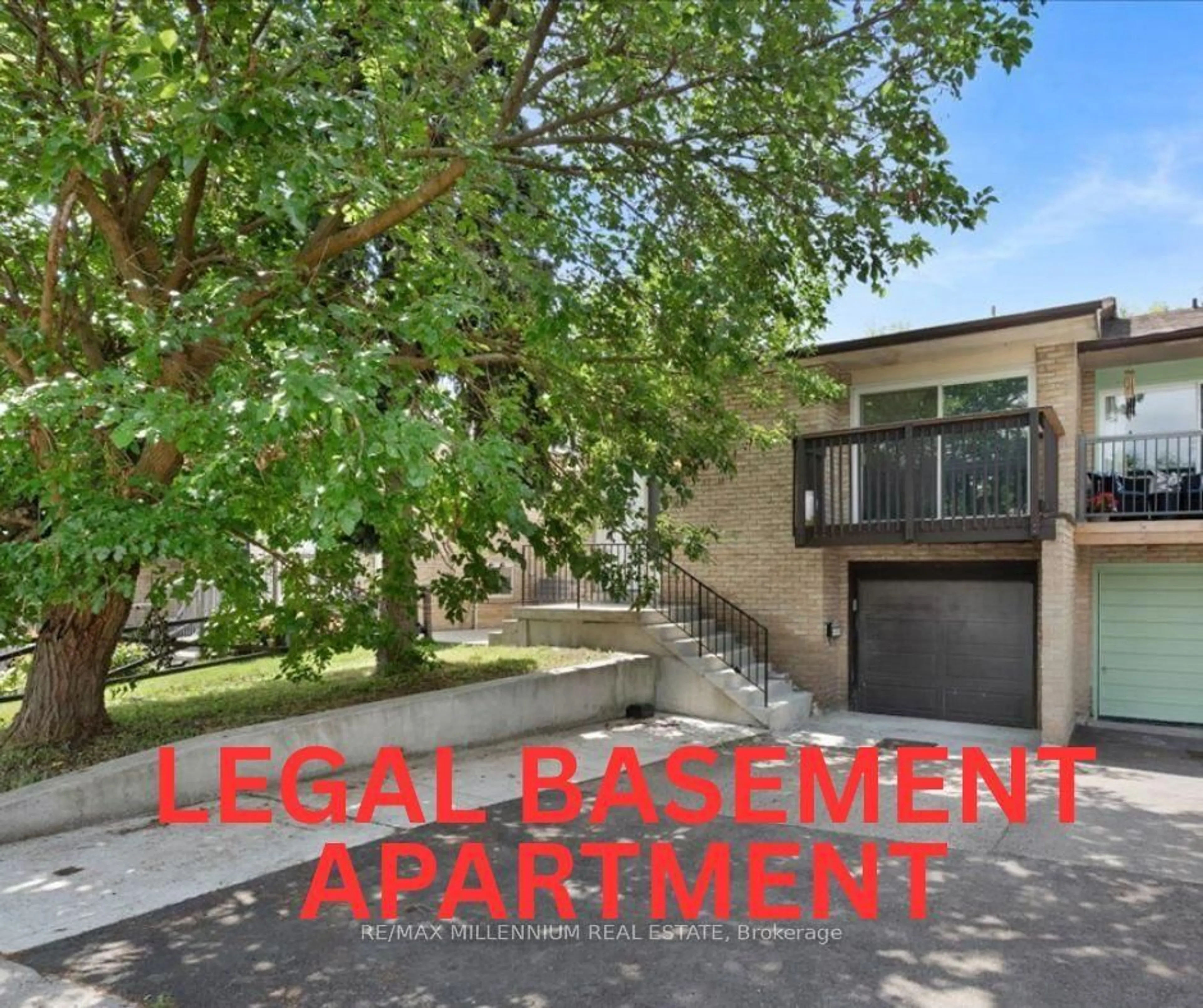 A pic from outside/outdoor area/front of a property/back of a property/a pic from drone, street for 26 Talbot St, Brampton Ontario L6X 2P5