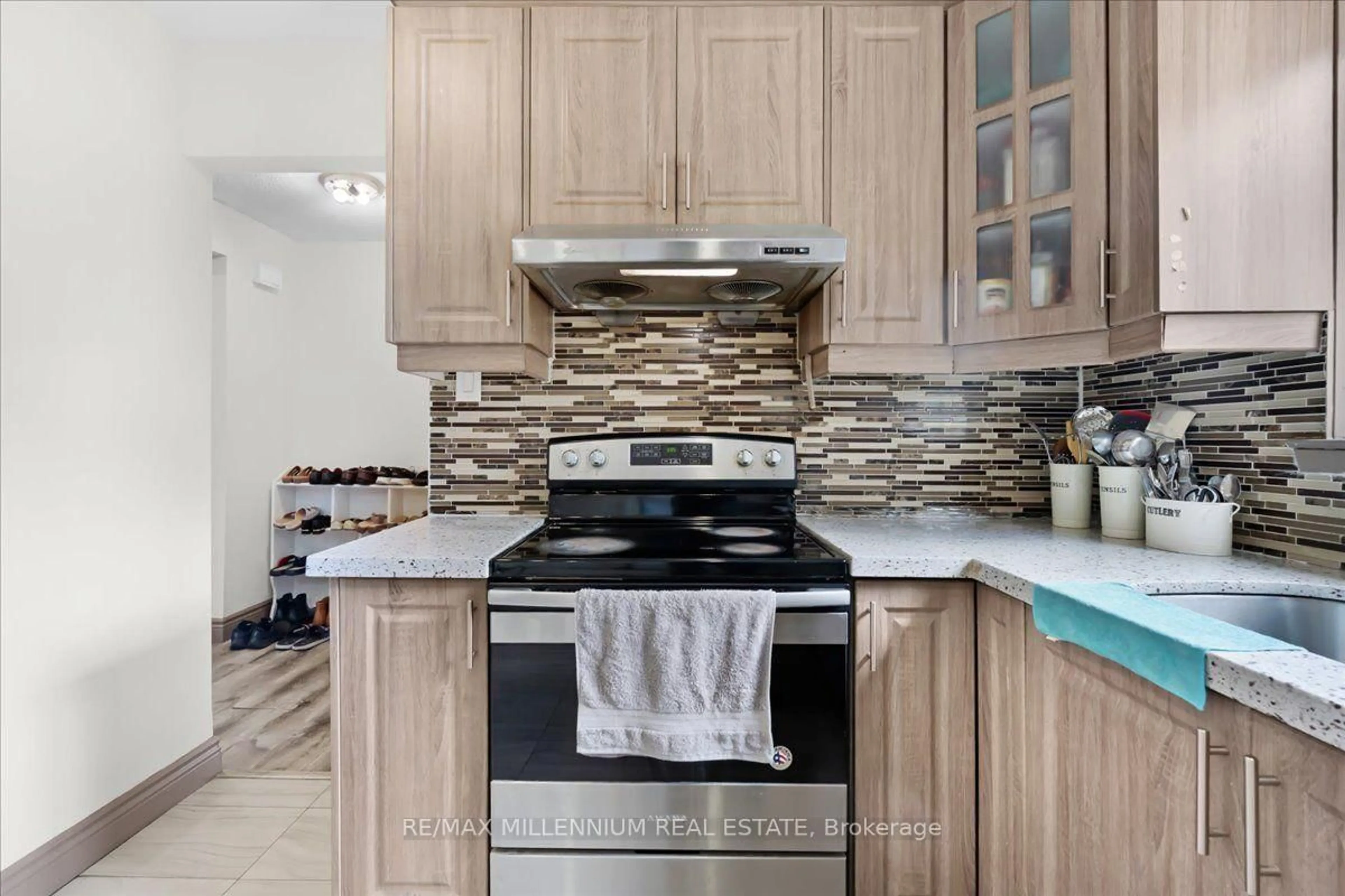 Unknown for 26 Talbot St, Brampton Ontario L6X 2P5