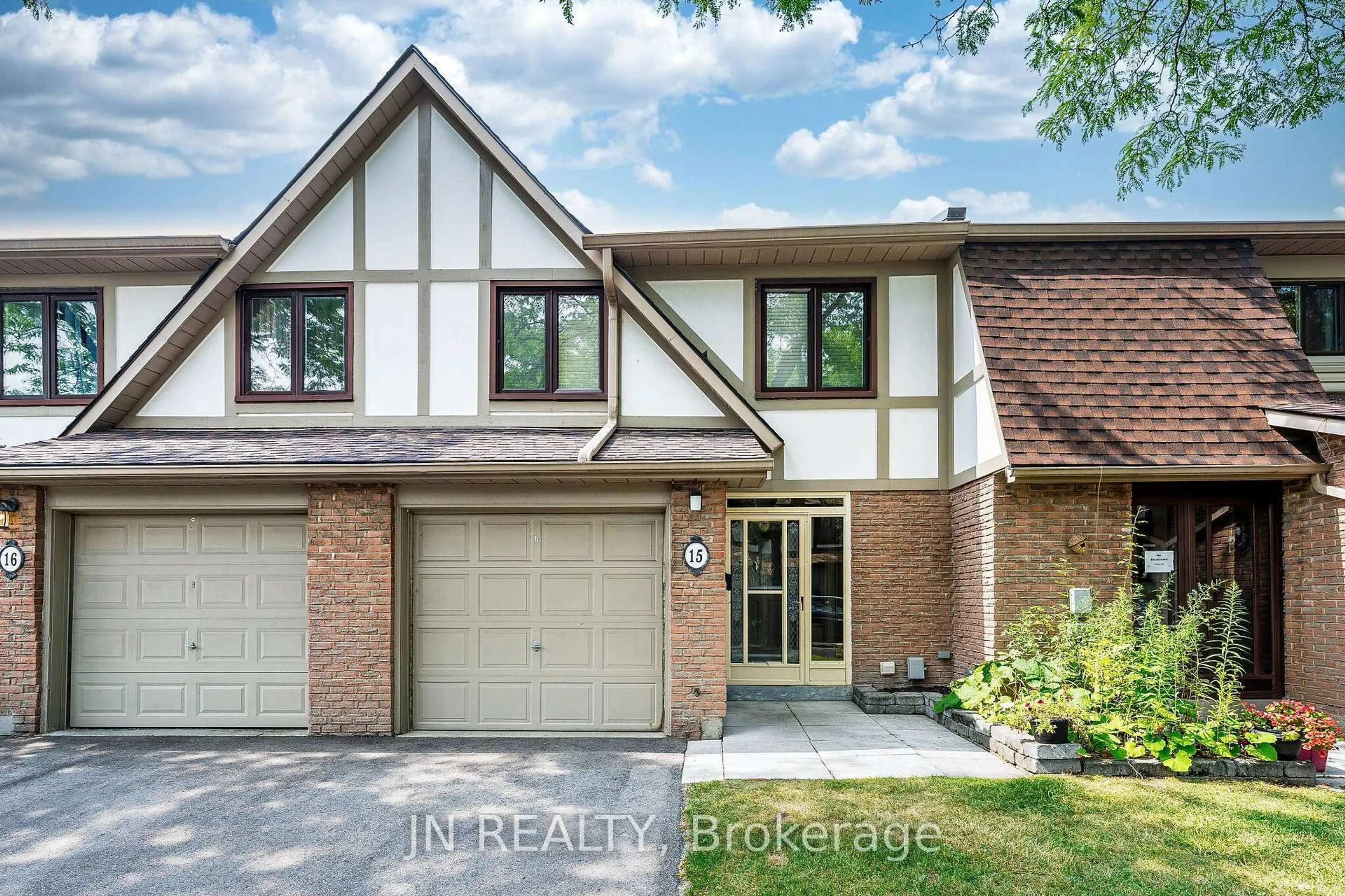 Home with brick exterior material, street for 15 Gatwick Lane, Brampton Ontario L6S 2E4