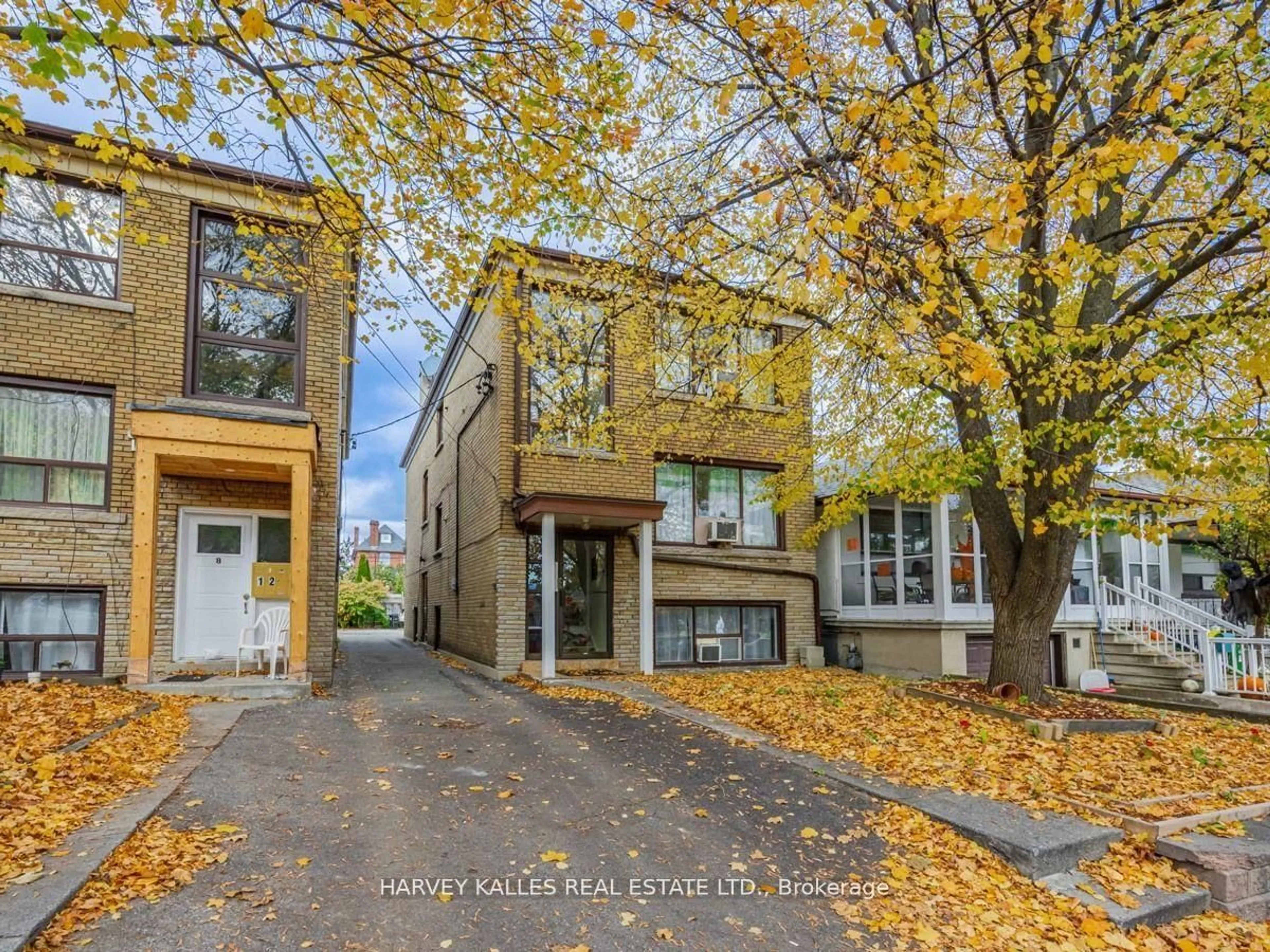 Unknown for 6 Carrington Ave, Toronto Ontario M6E 2C3