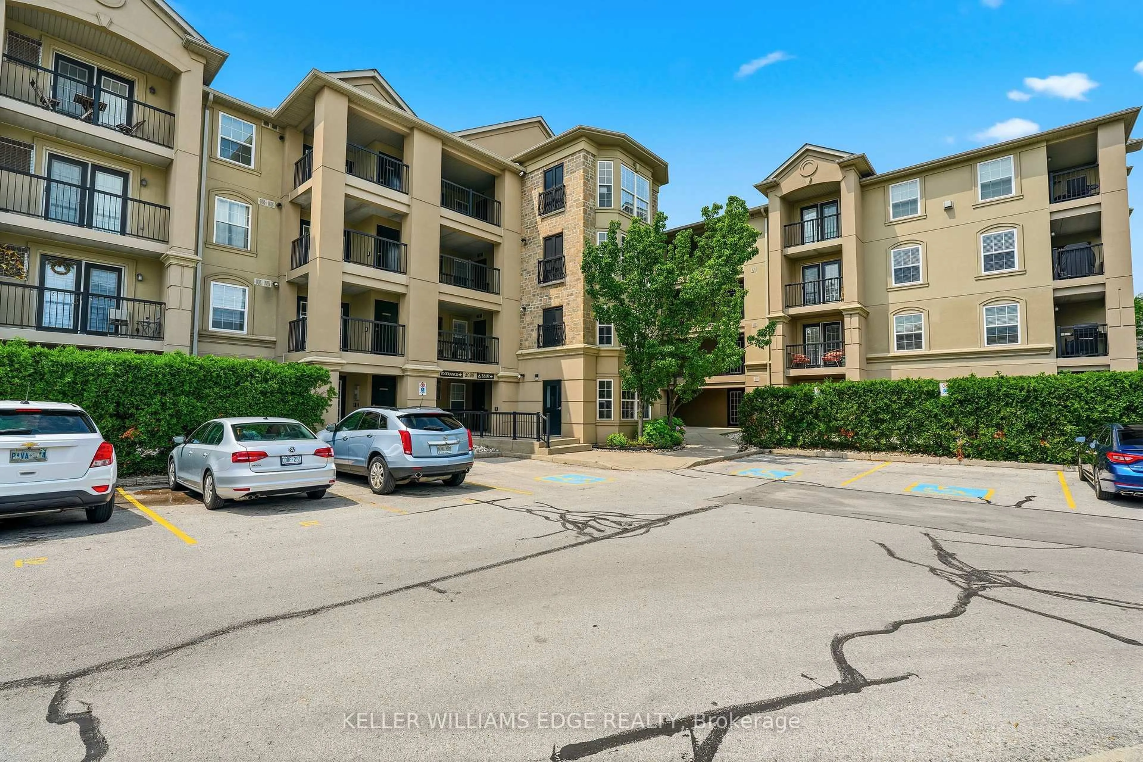A pic from outside/outdoor area/front of a property/back of a property/a pic from drone, unknown for 2035 Appleby Line #307, Burlington Ontario L7L 7G8