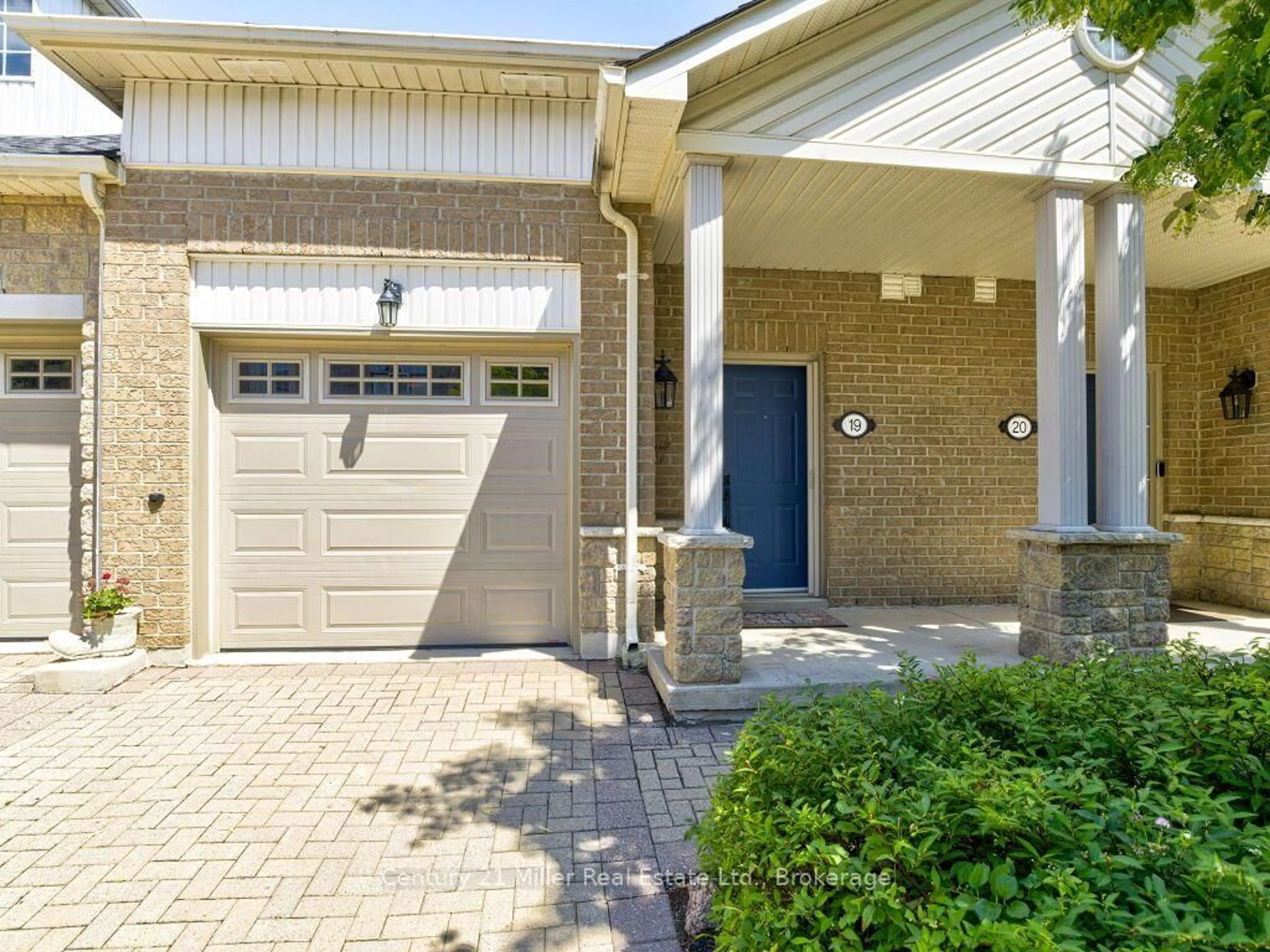 Home with brick exterior material, street for 1169 Dorval Dr #19, Oakville Ontario L6M 4V7