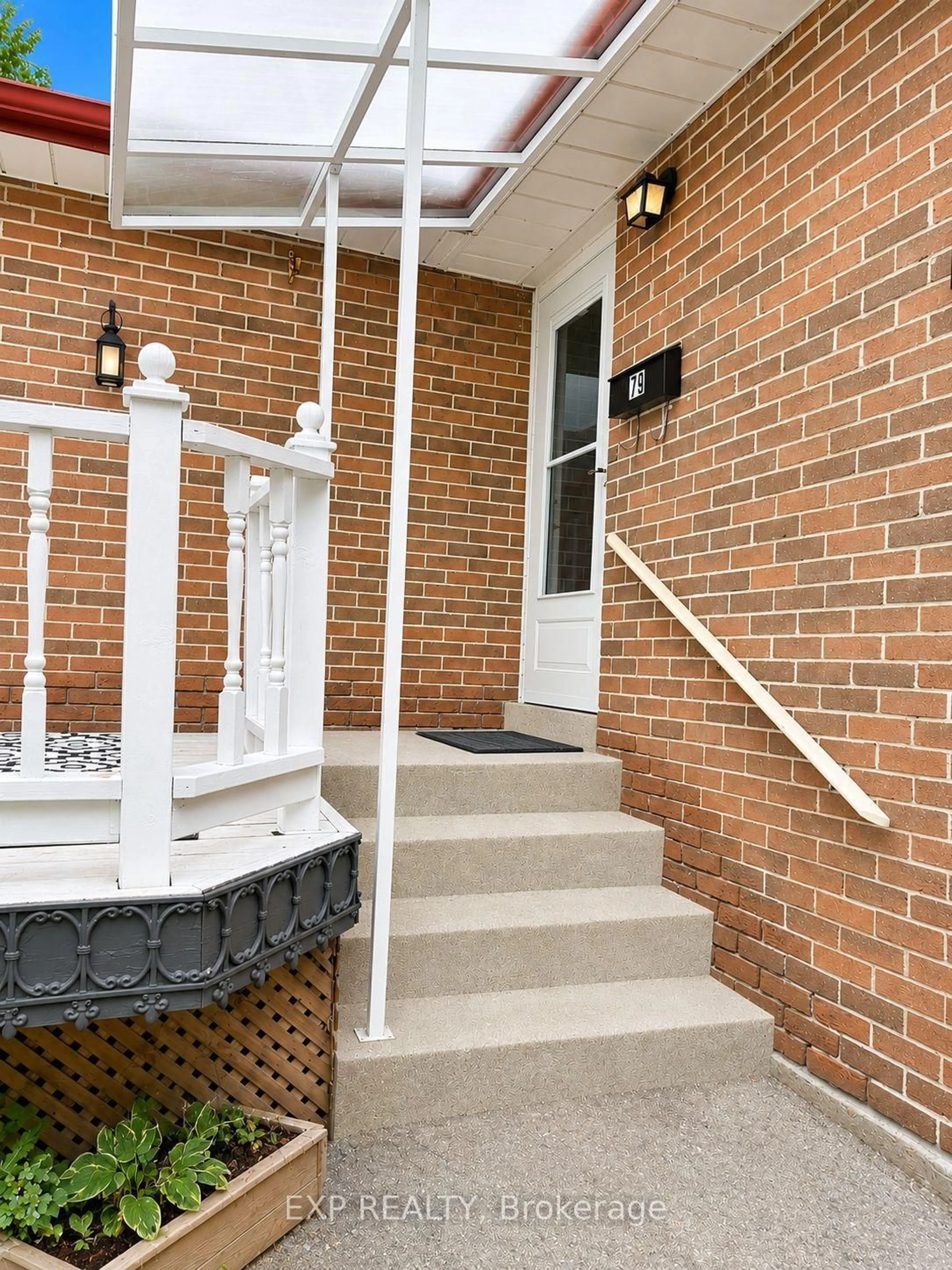 Unknown for 79 Dorset Dr, Brampton Ontario L6T 2Y8
