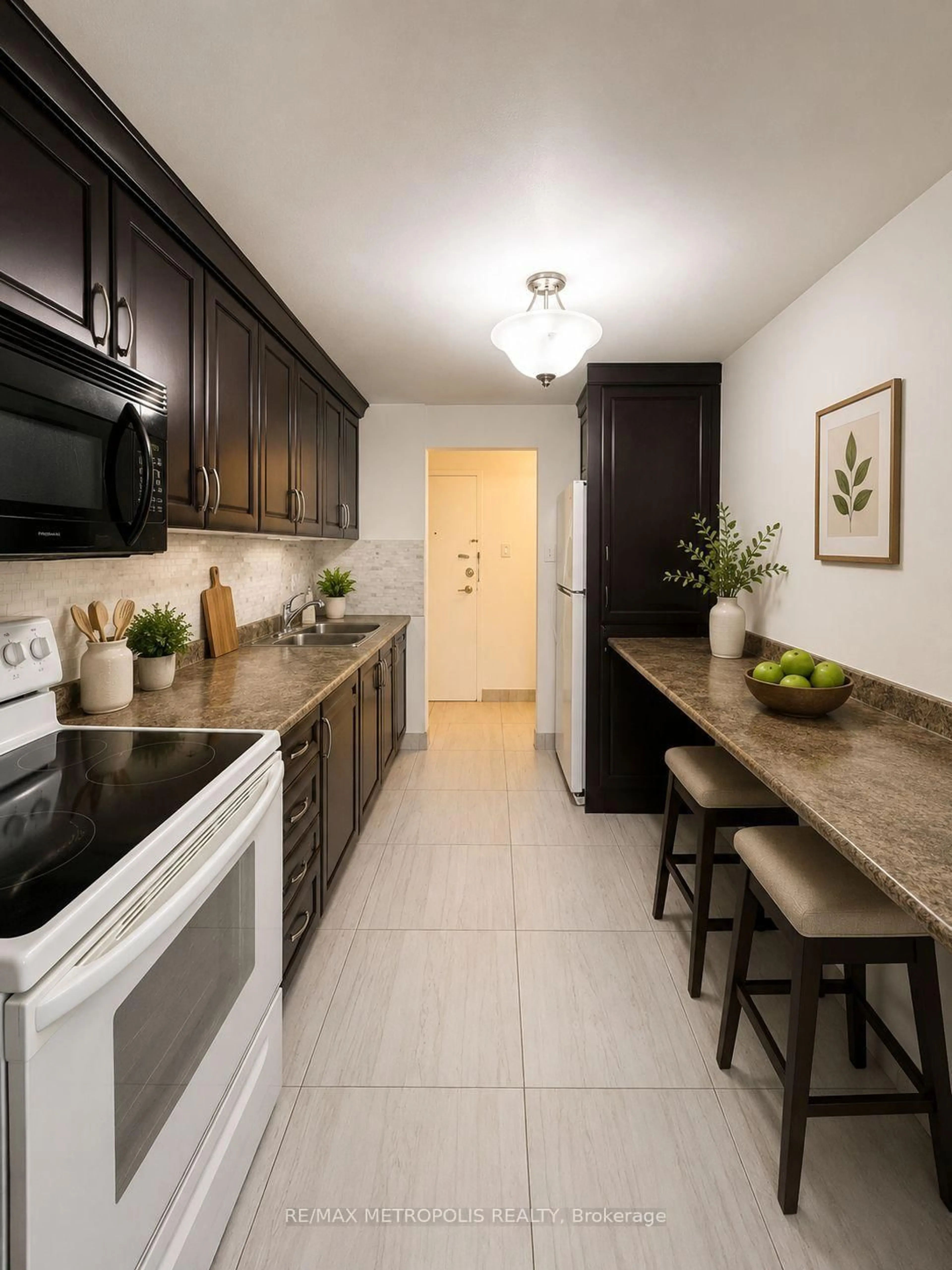Standard kitchen, ceramic/tile floor for 1445 Wilson Ave #202, Toronto Ontario M3M 1J5