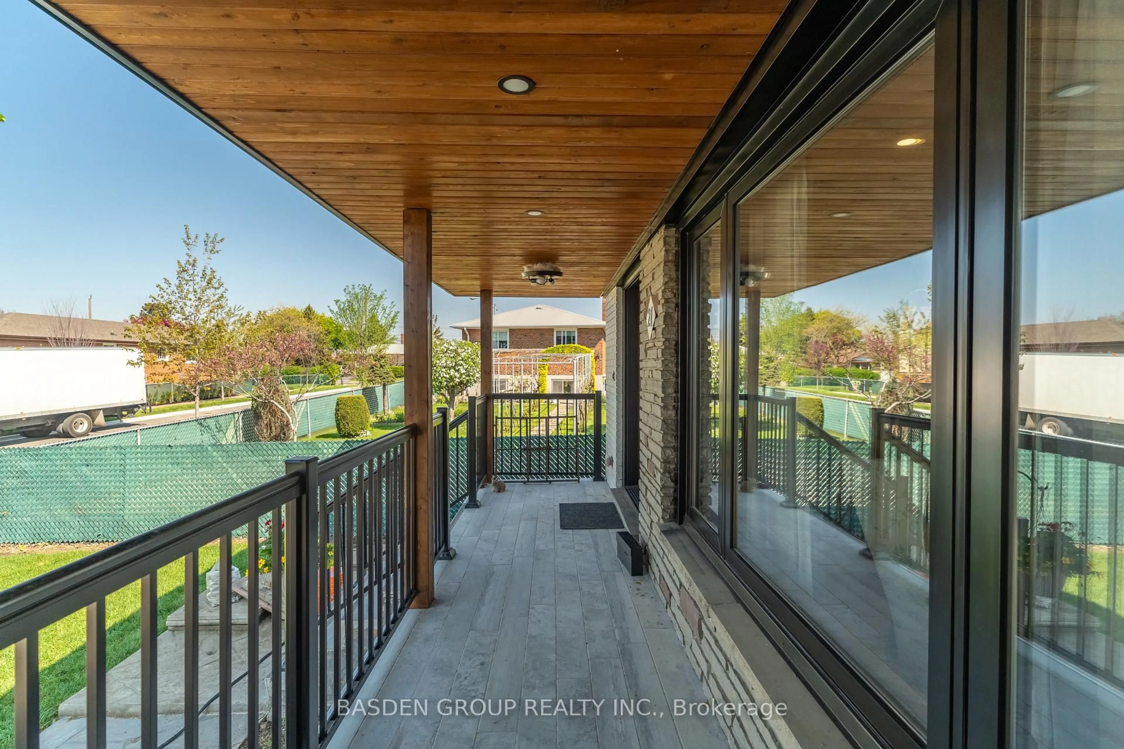 Patio, unknown for 21 Mayberry Rd, Toronto Ontario M3N 2A5