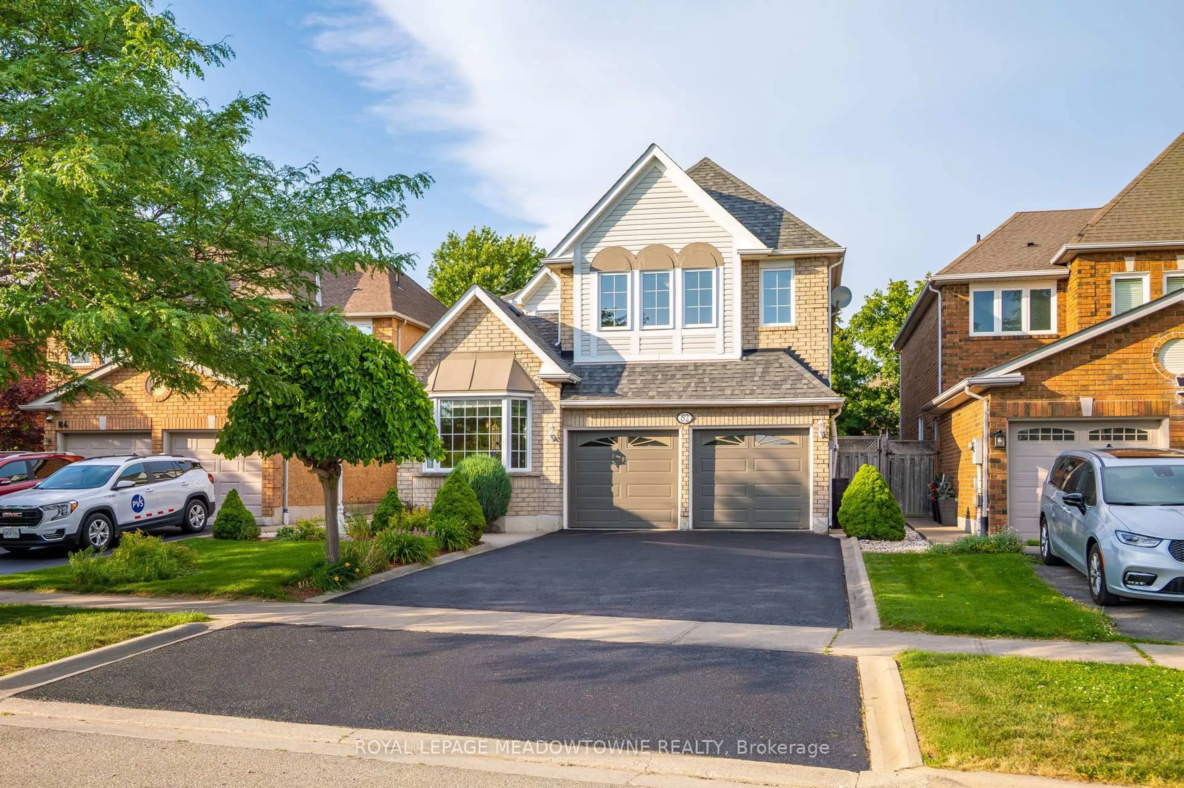 Home with brick exterior material, street for 82 Miller Dr, Halton Hills Ontario L7G 5T2